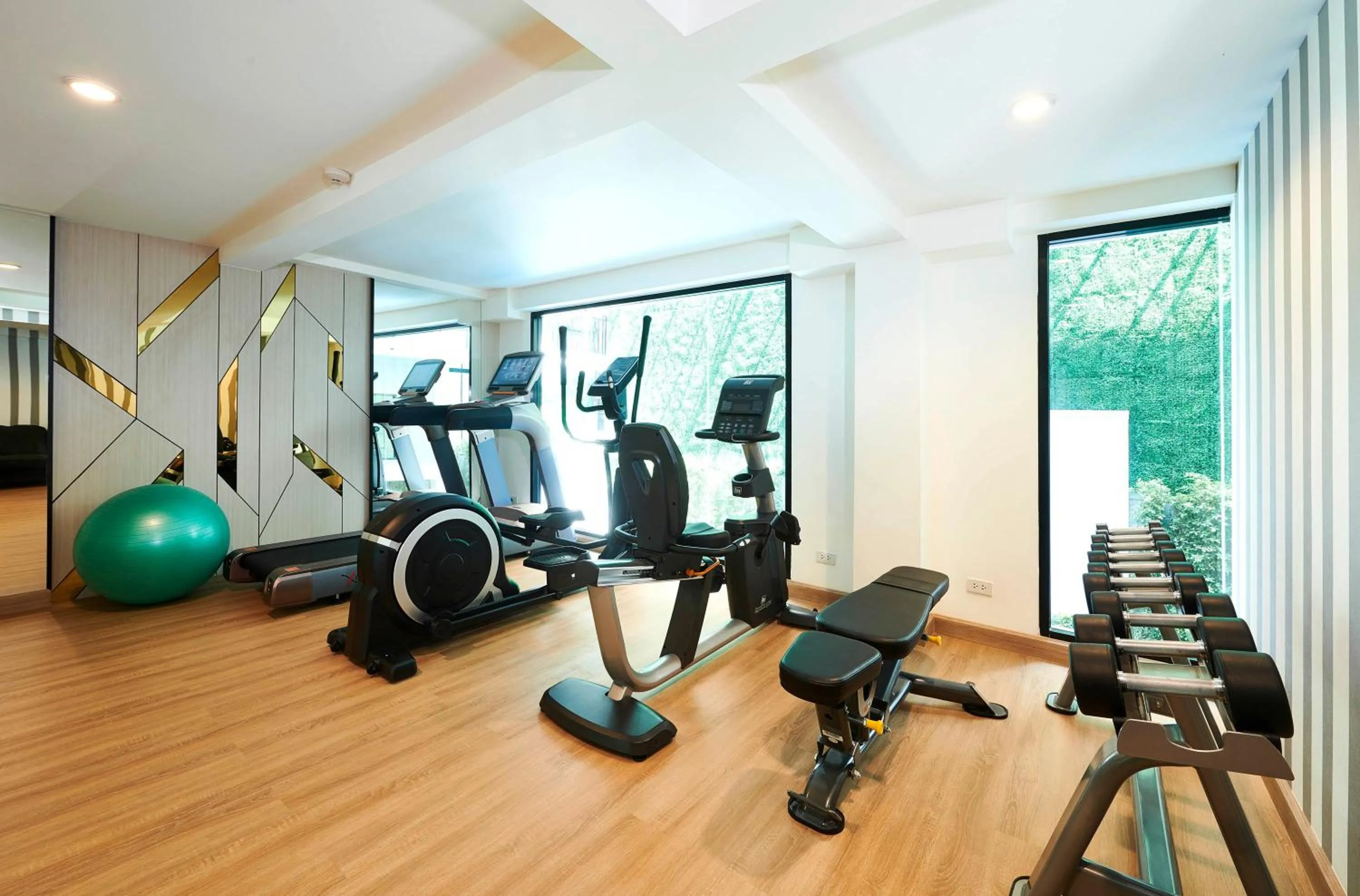 Fitness centre/facilities in Villa De Pranakorn
