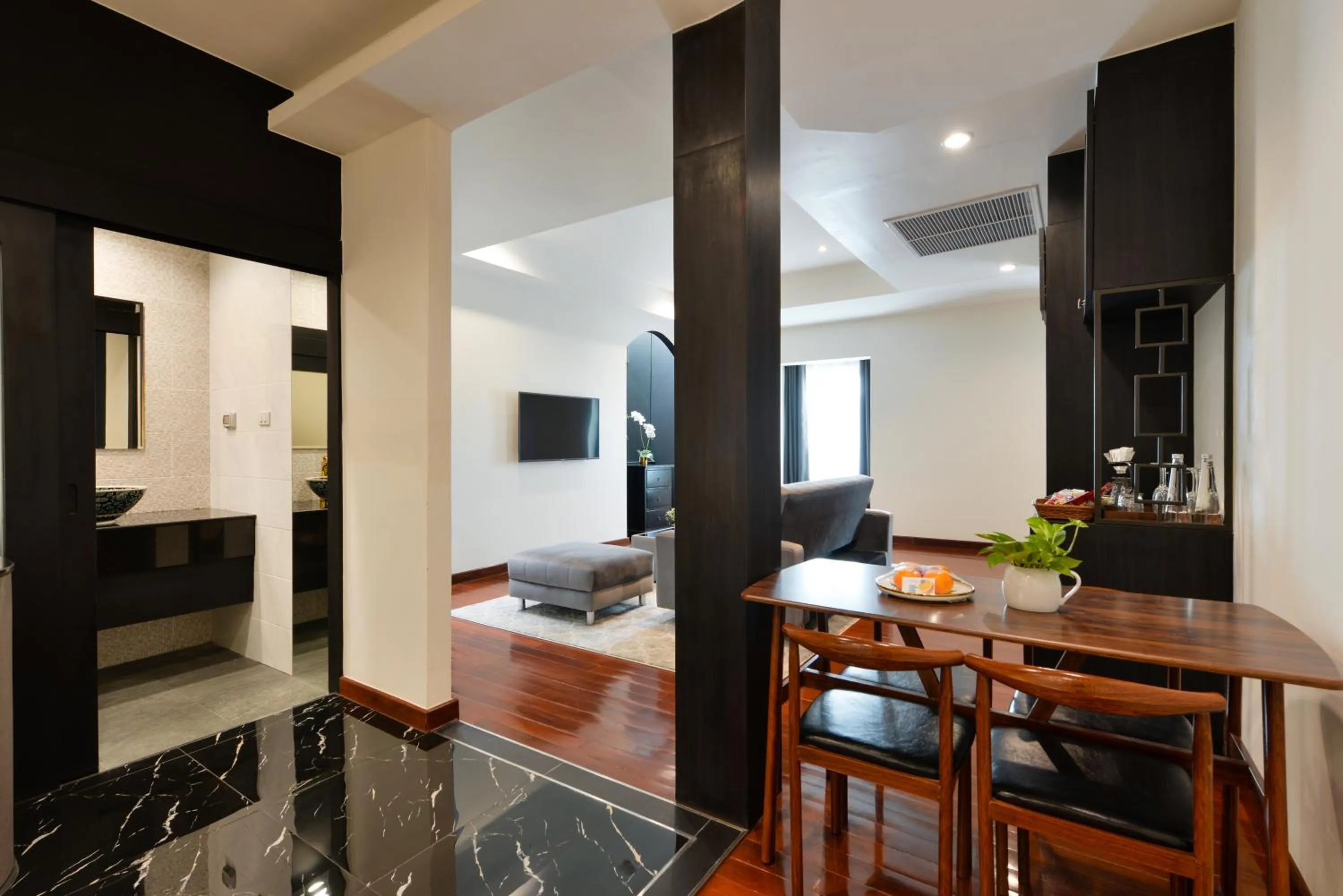 Living room in Villa De Pranakorn