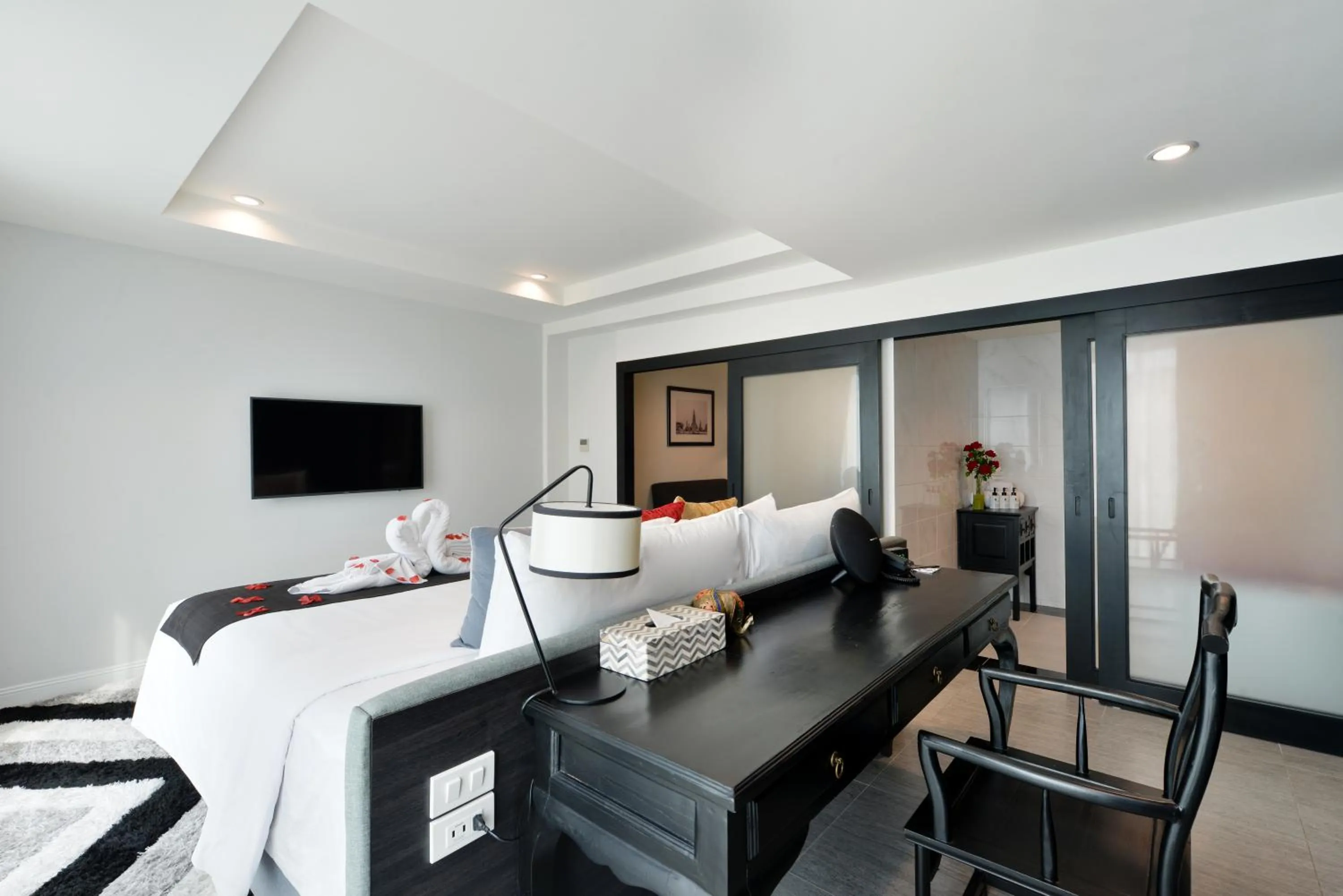 Bed in Villa De Pranakorn