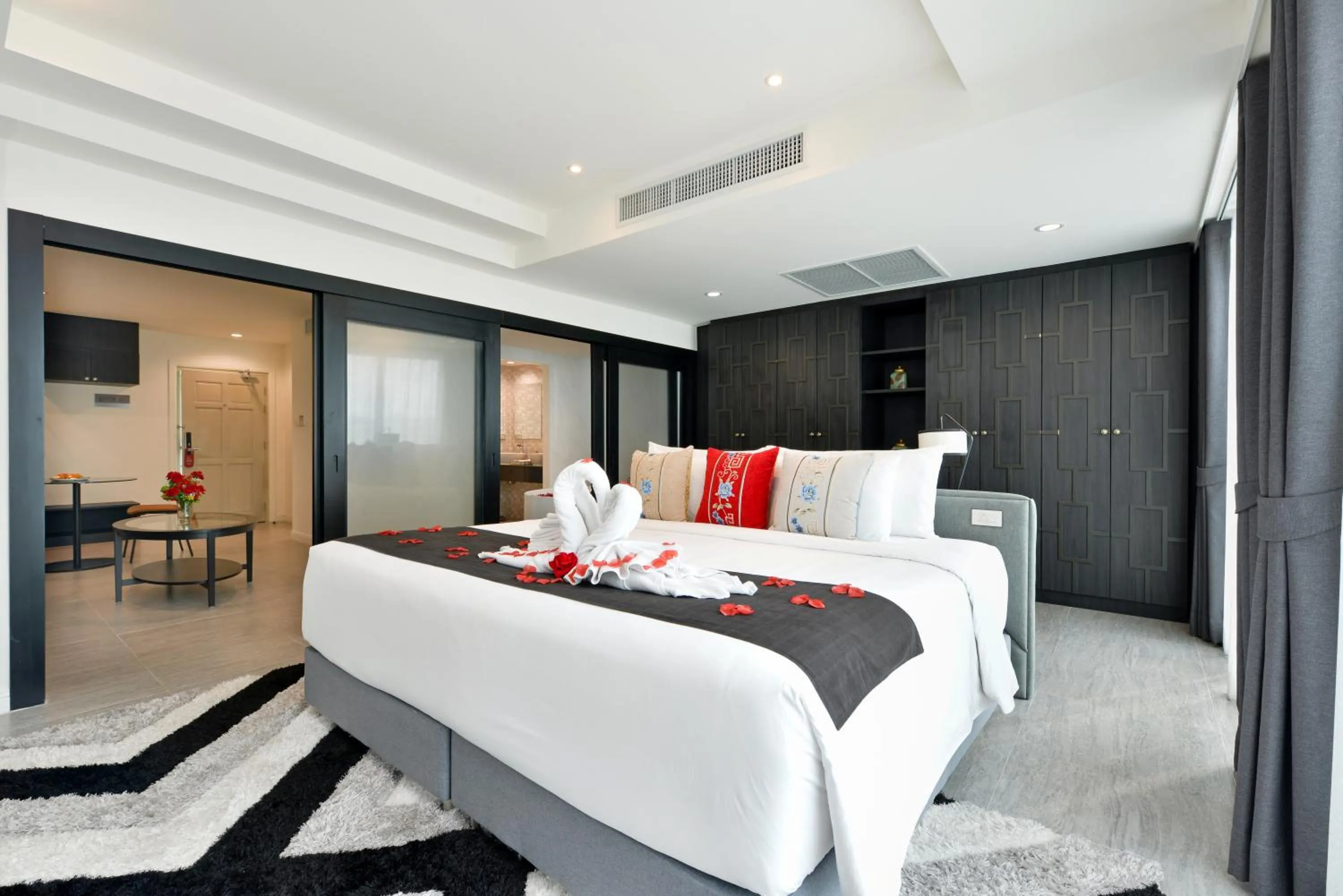 Bed in Villa De Pranakorn