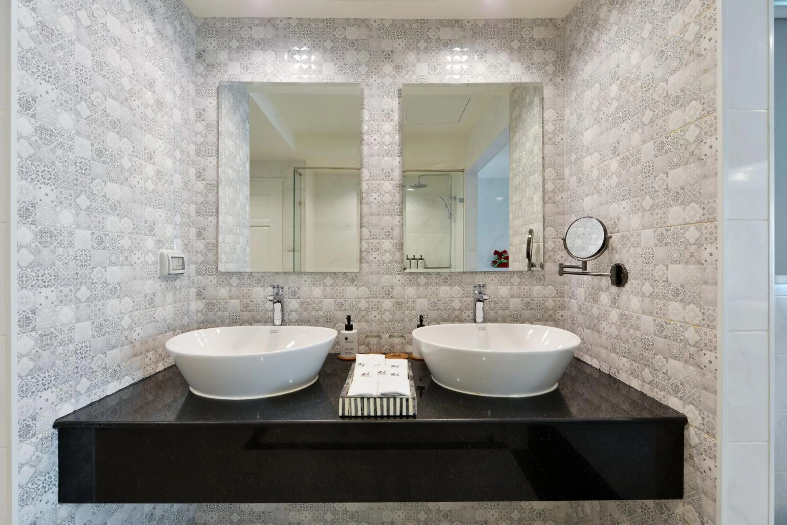 Bathroom in Villa De Pranakorn