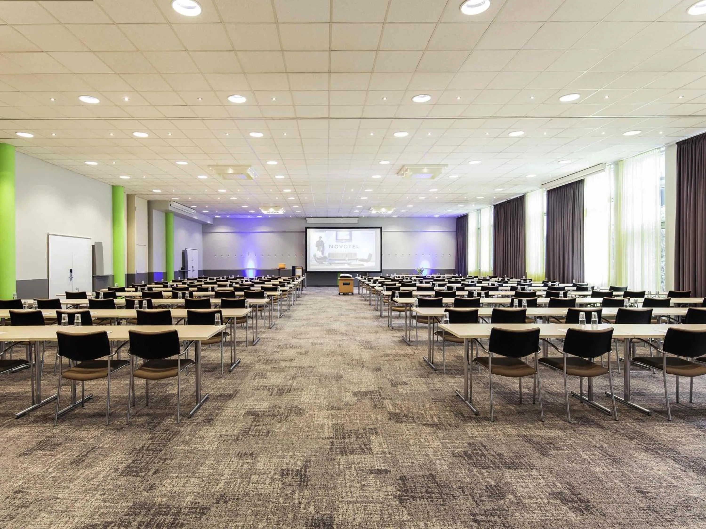 Meeting/conference room in Novotel Düsseldorf City West