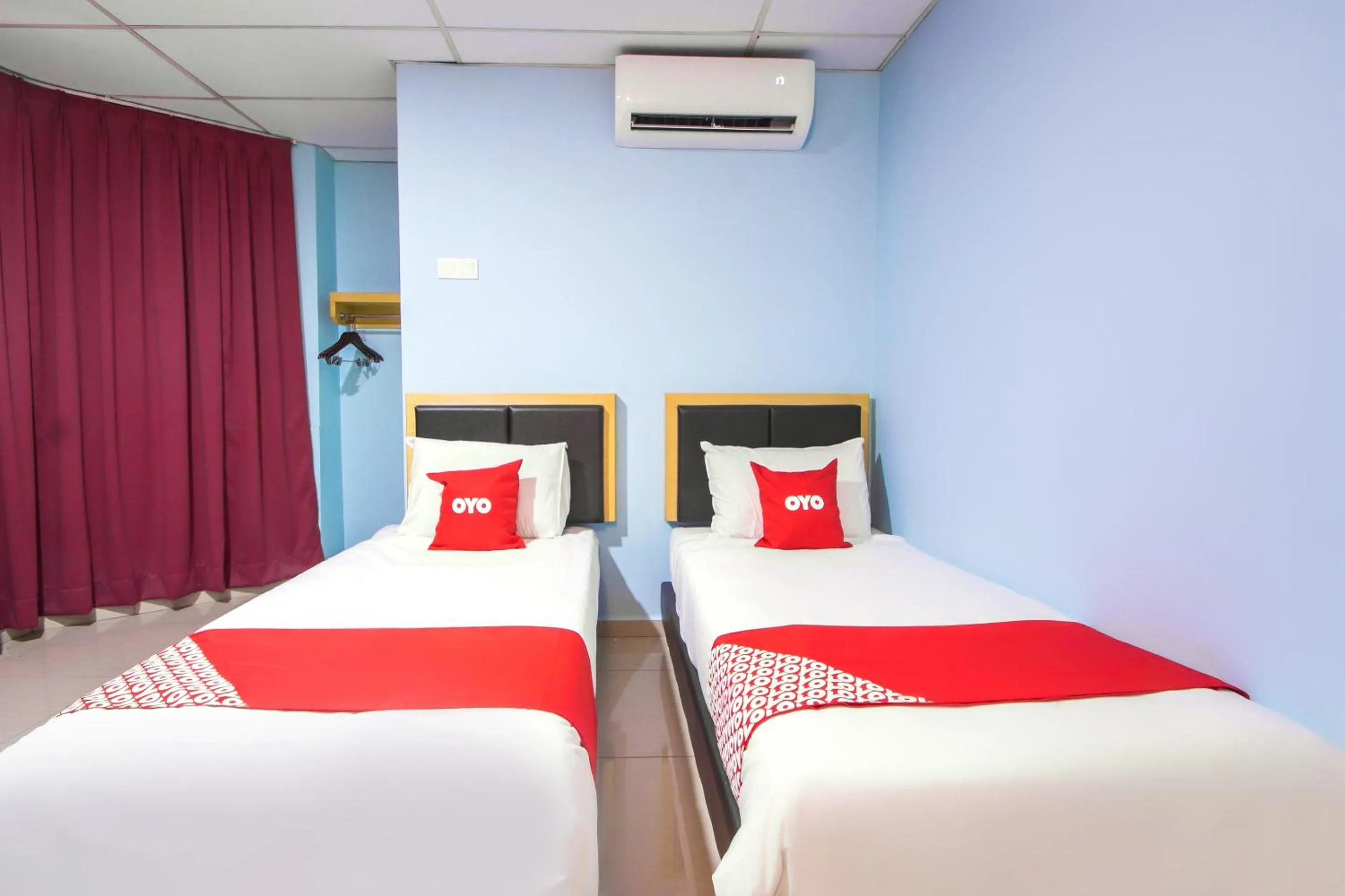 Bedroom, Bed in OYO 89842 Hotel 22, Northport