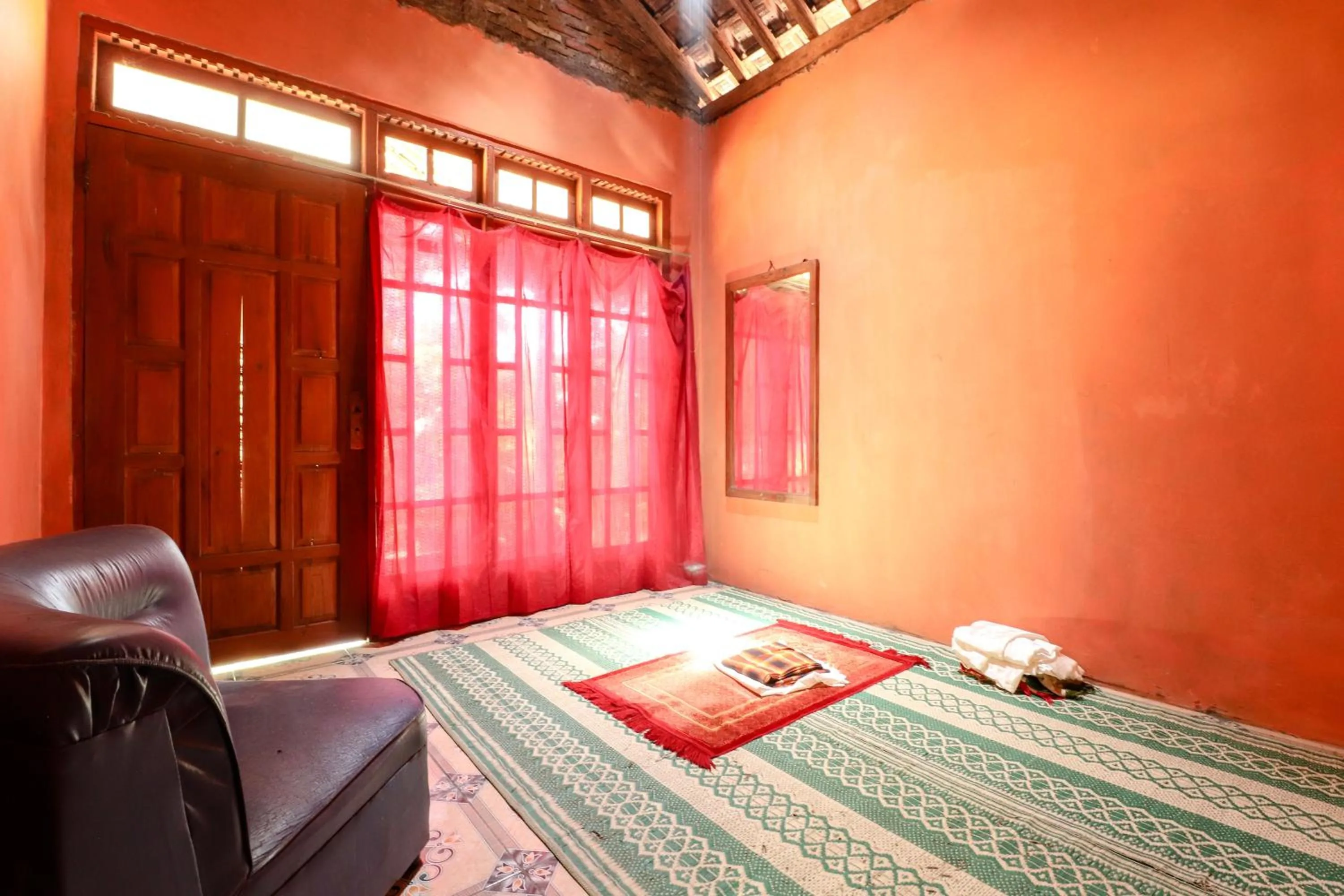 Place of worship, Bed in Iran Homestay
