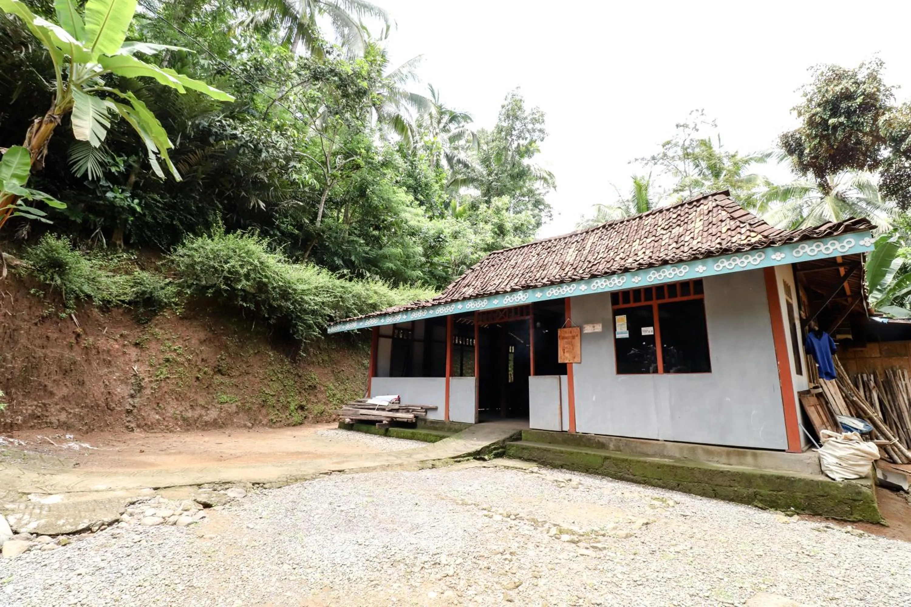 Property building in Iran Homestay