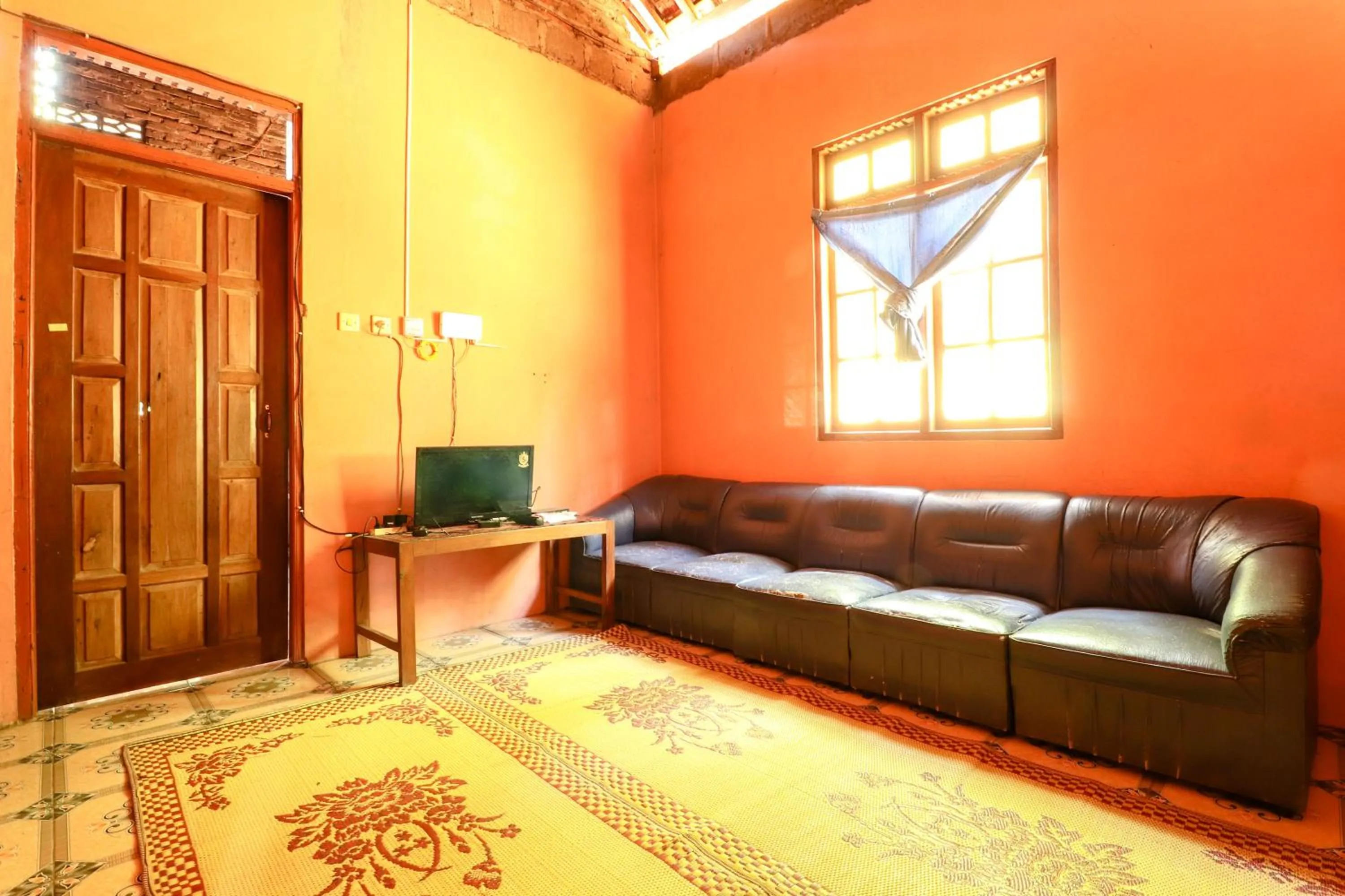 Living room in Iran Homestay