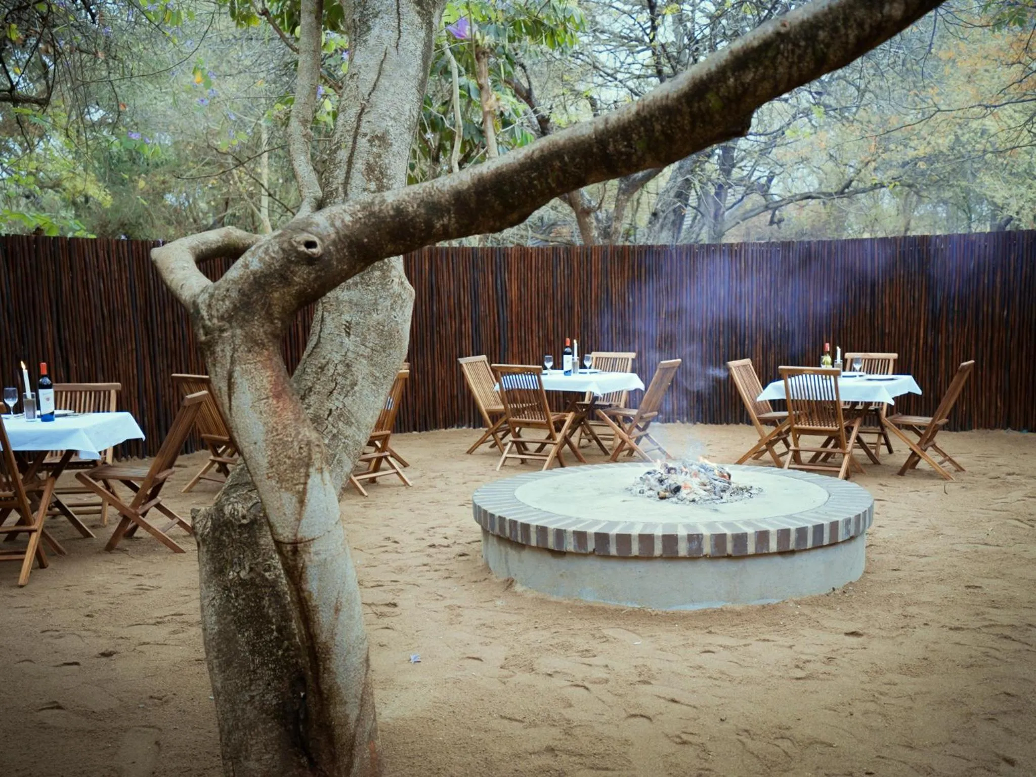 Restaurant/places to eat in Kruger Eden Lodge