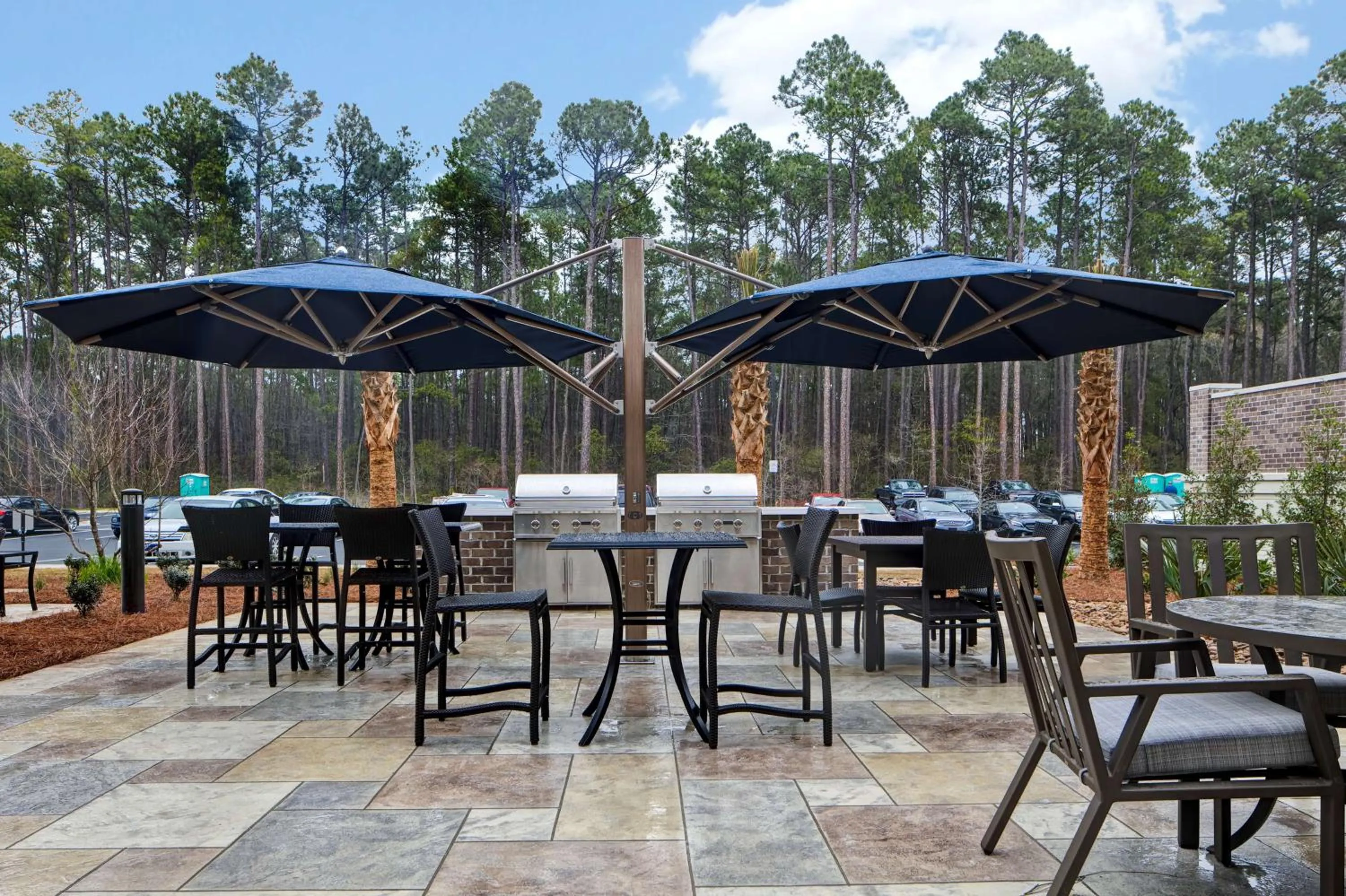 Patio in Homewood Suites By Hilton Summerville