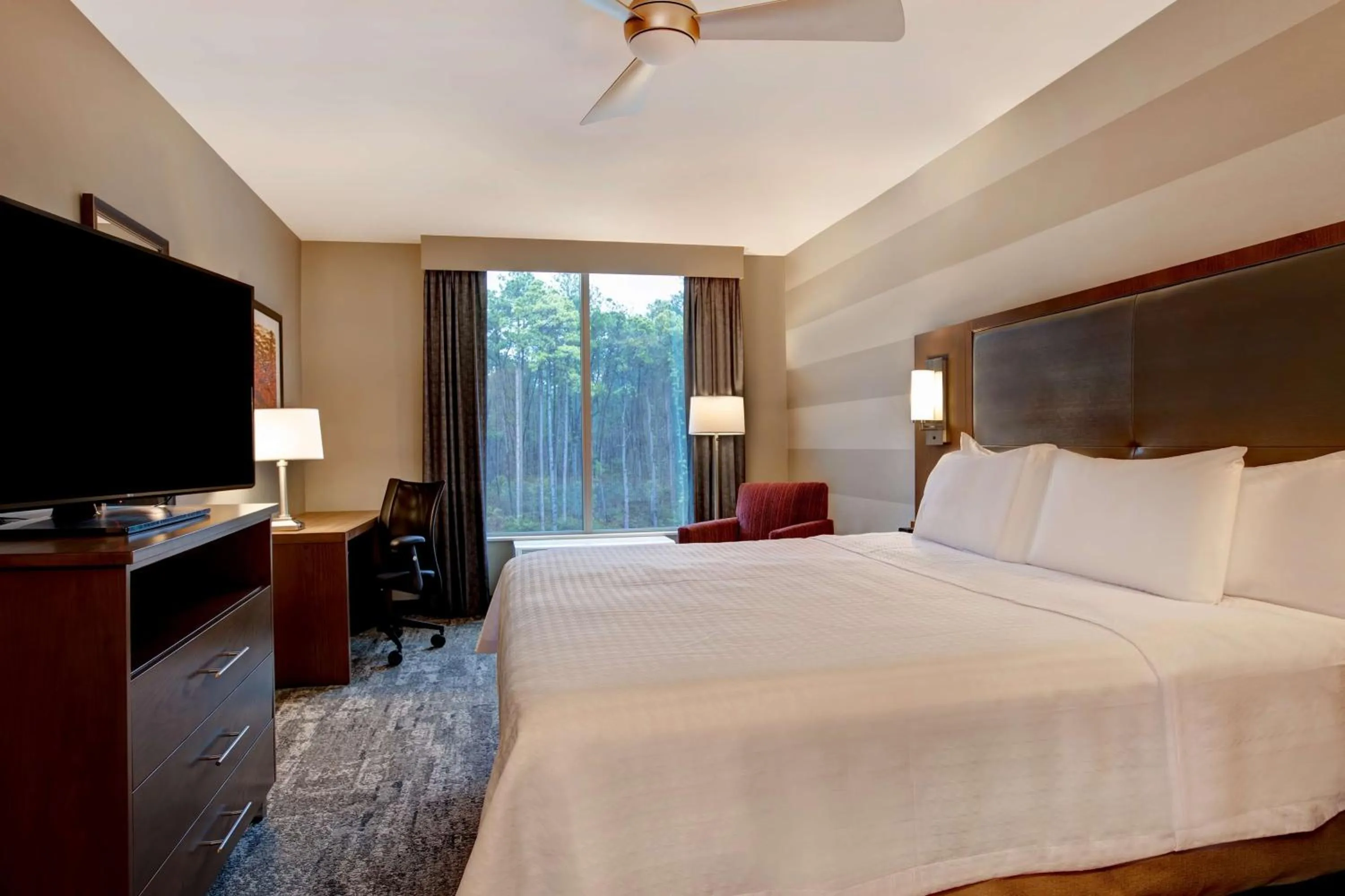 Bedroom, Bed in Homewood Suites By Hilton Summerville