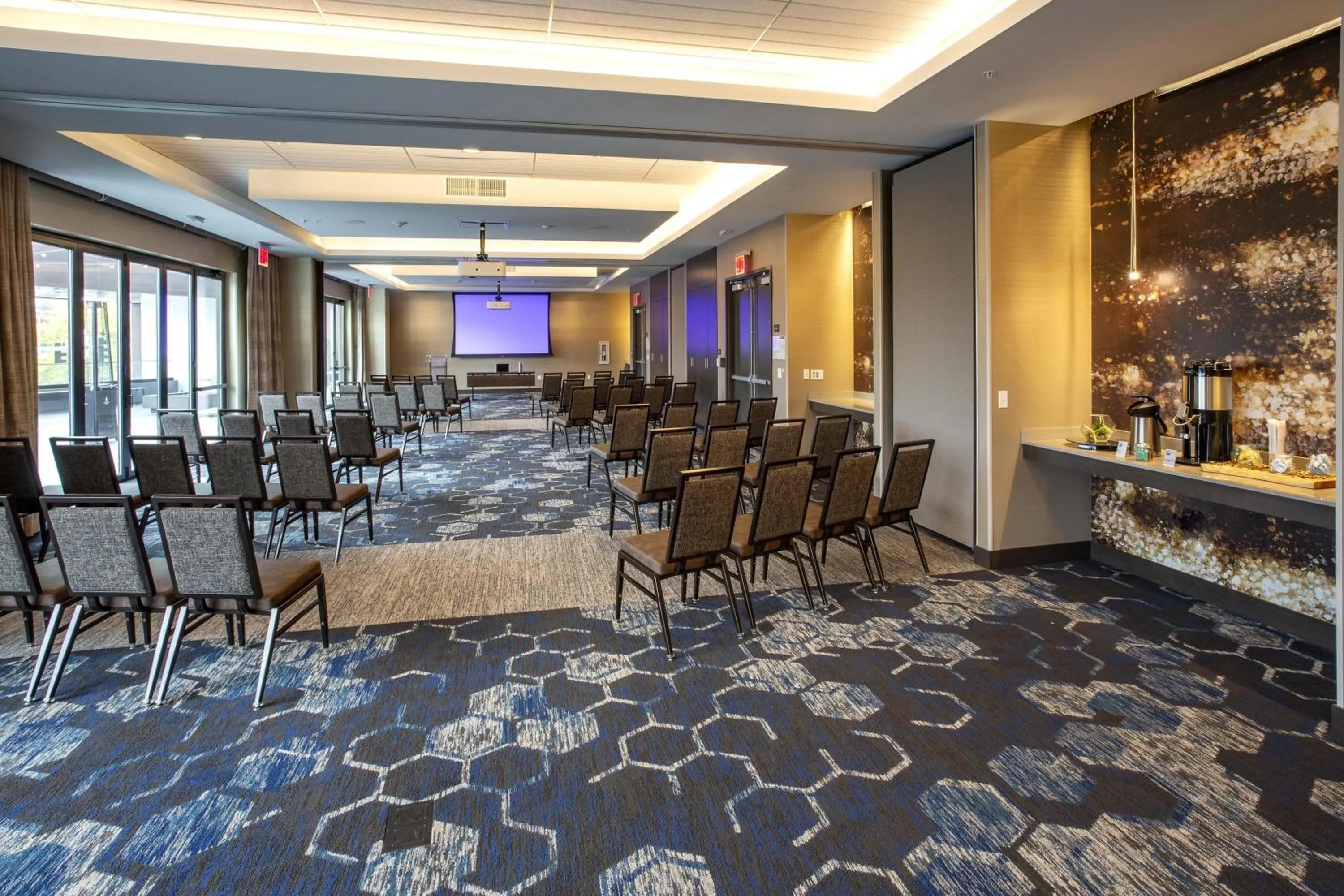 Meeting/conference room in Hilton Garden Inn Redmond WA