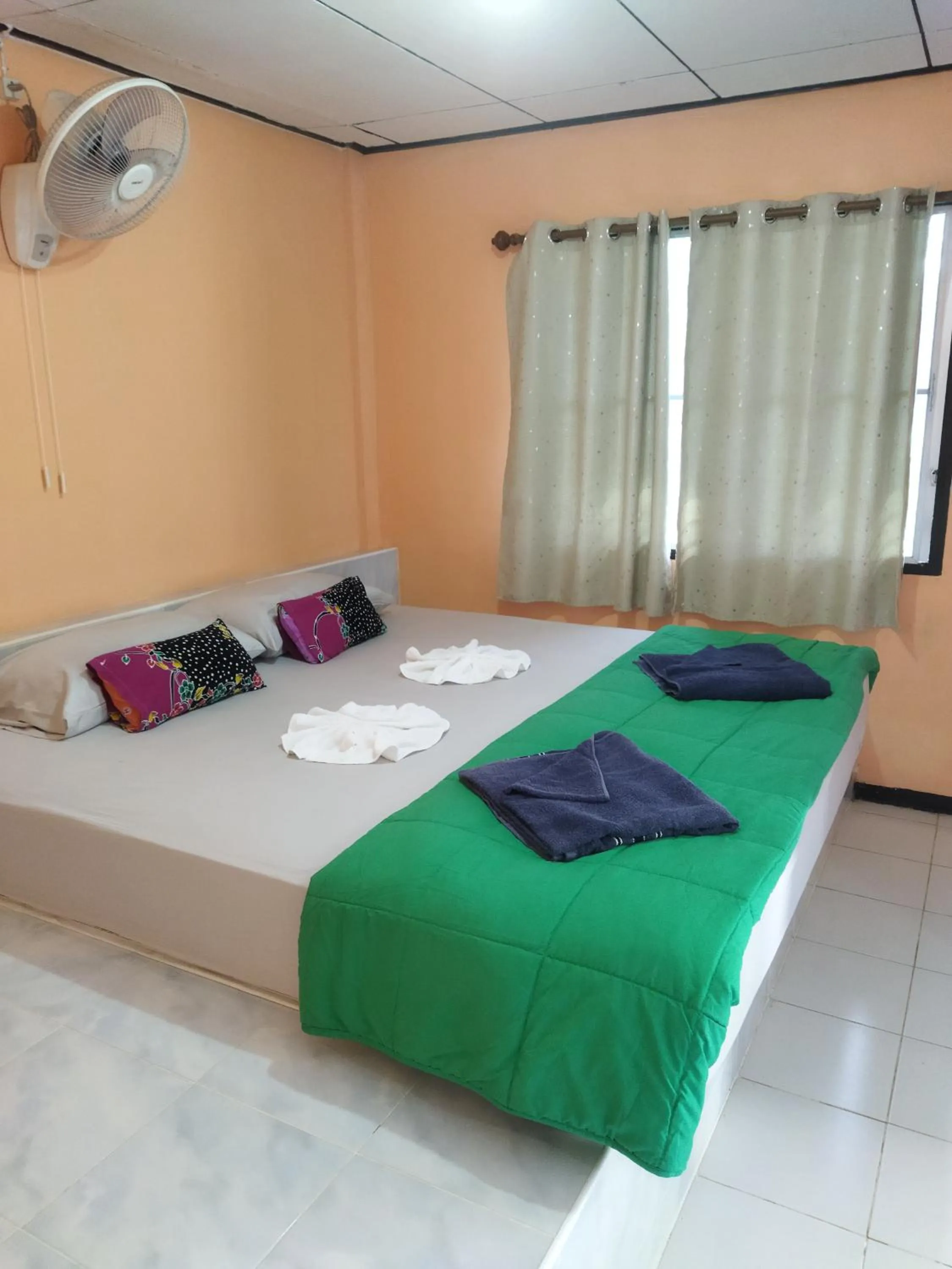 Photo of the whole room in Andaman Peace Resort