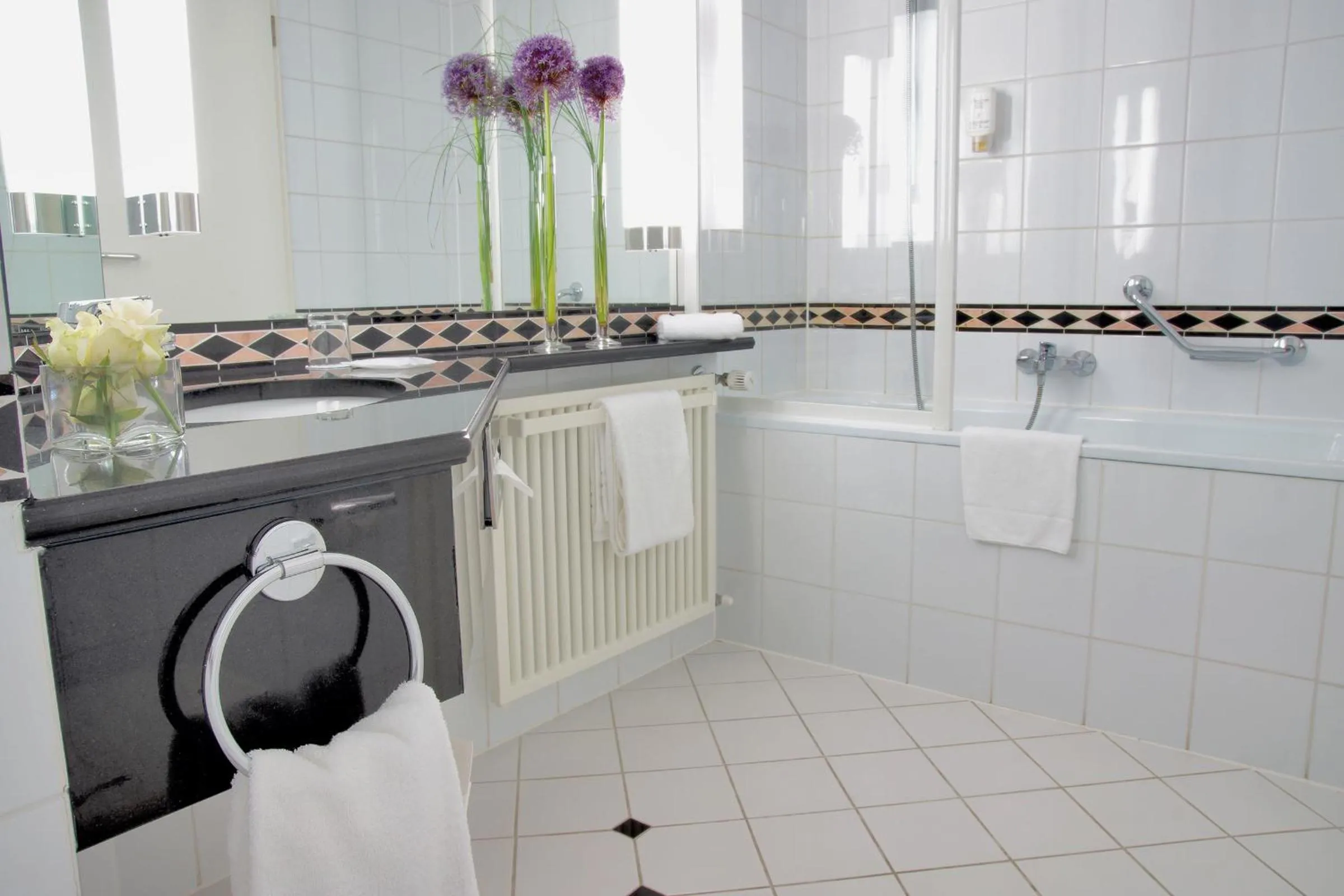 Bathroom in Atlanta Hotel Leipzig