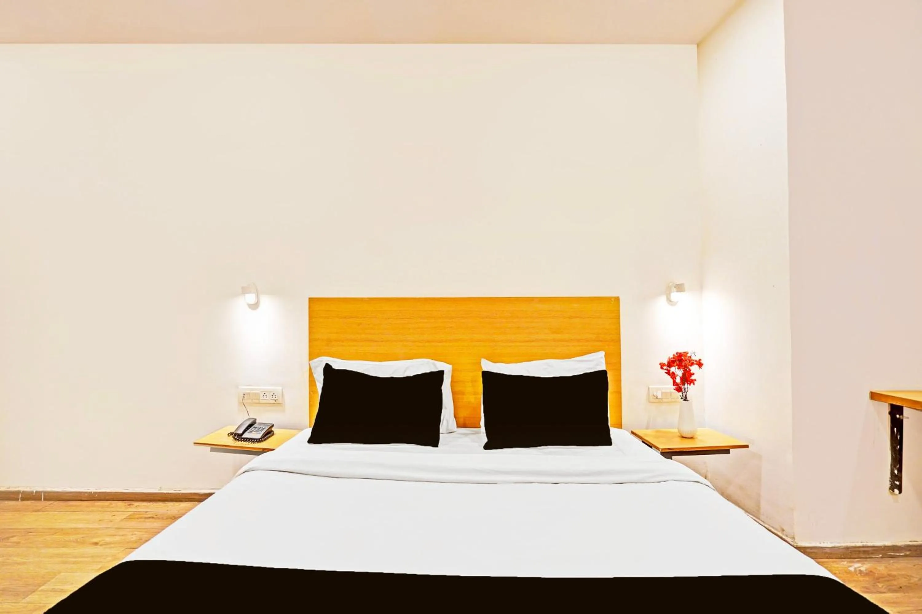 Bedroom, Bed in Townhouse Mukut Bazar