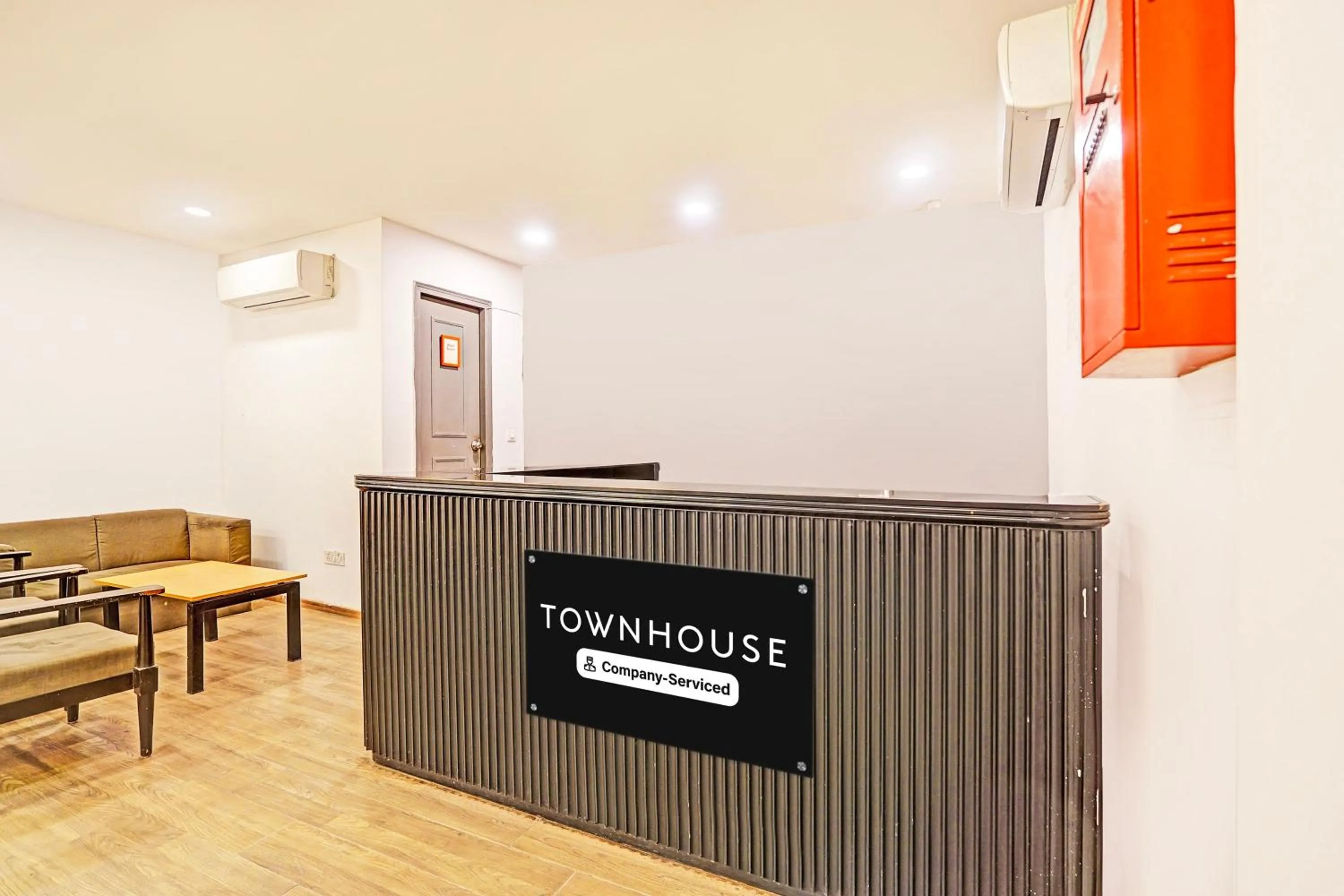 Lobby or reception in Townhouse Mukut Bazar