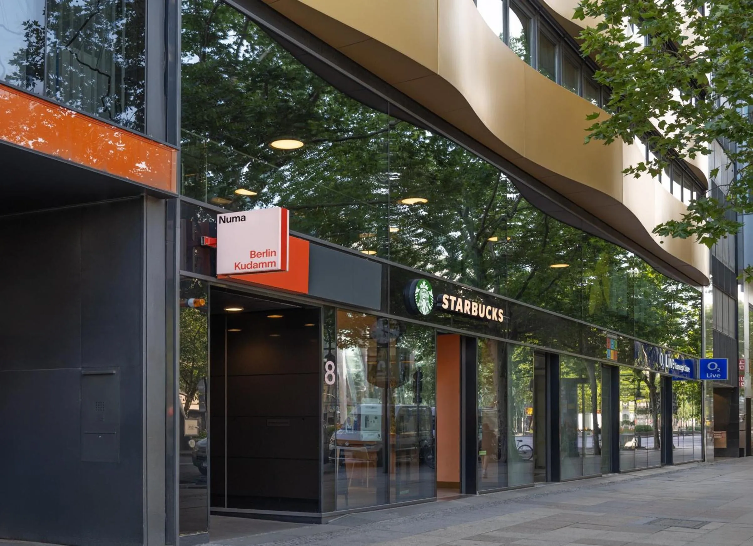 Property building in Numa Berlin Kudamm