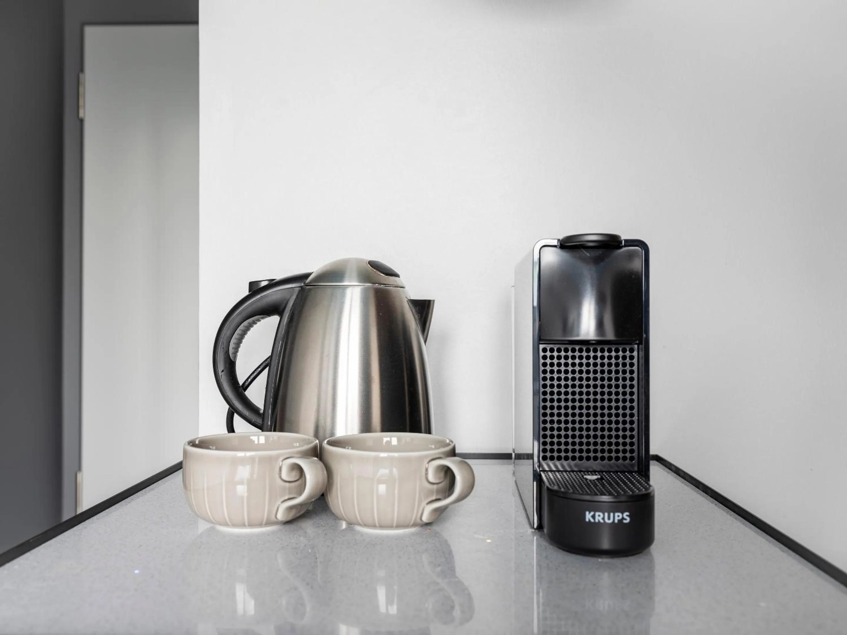 Coffee/tea facilities in about:berlin Hotel