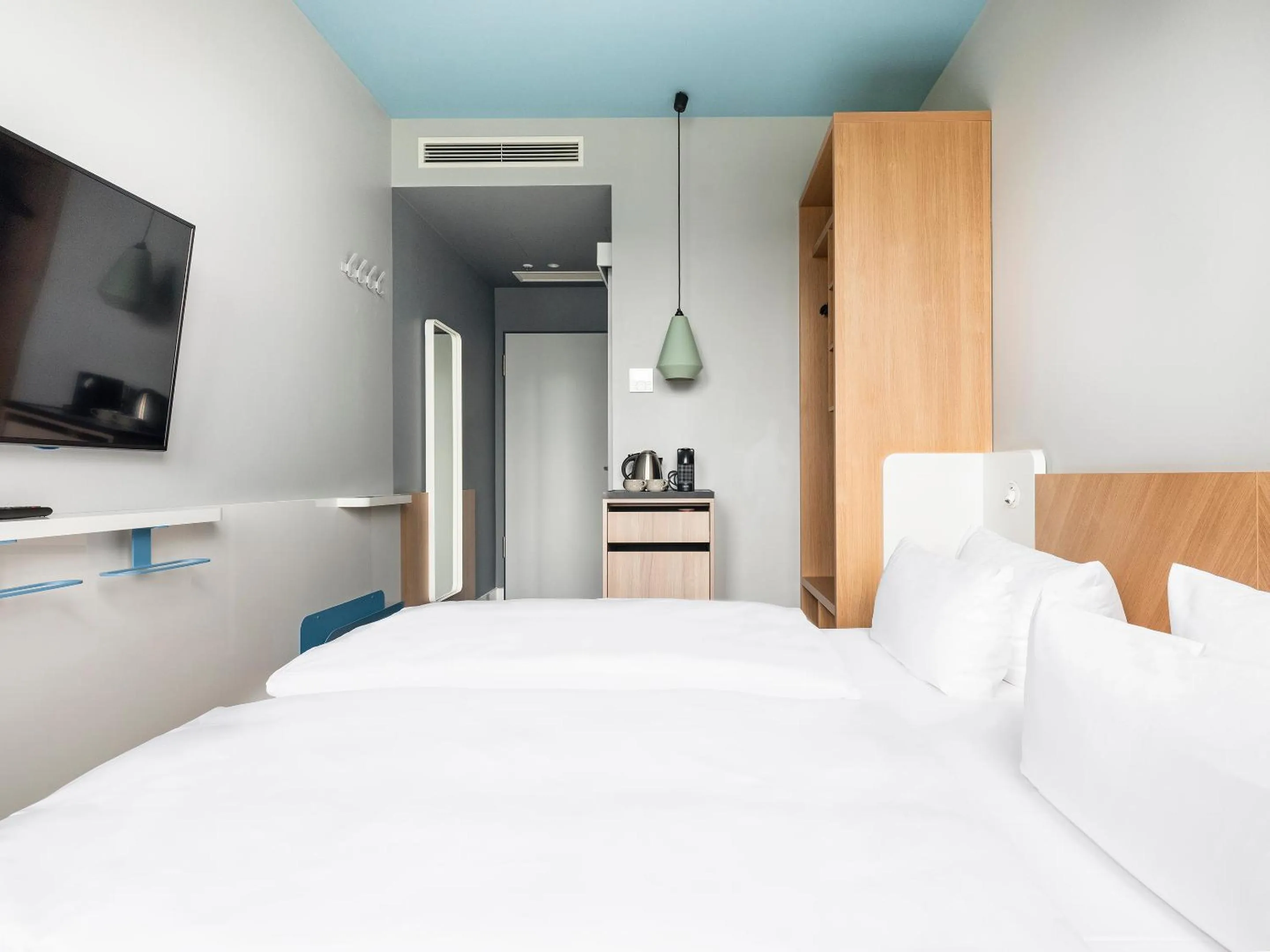 TV and multimedia, Bed in about:berlin Hotel