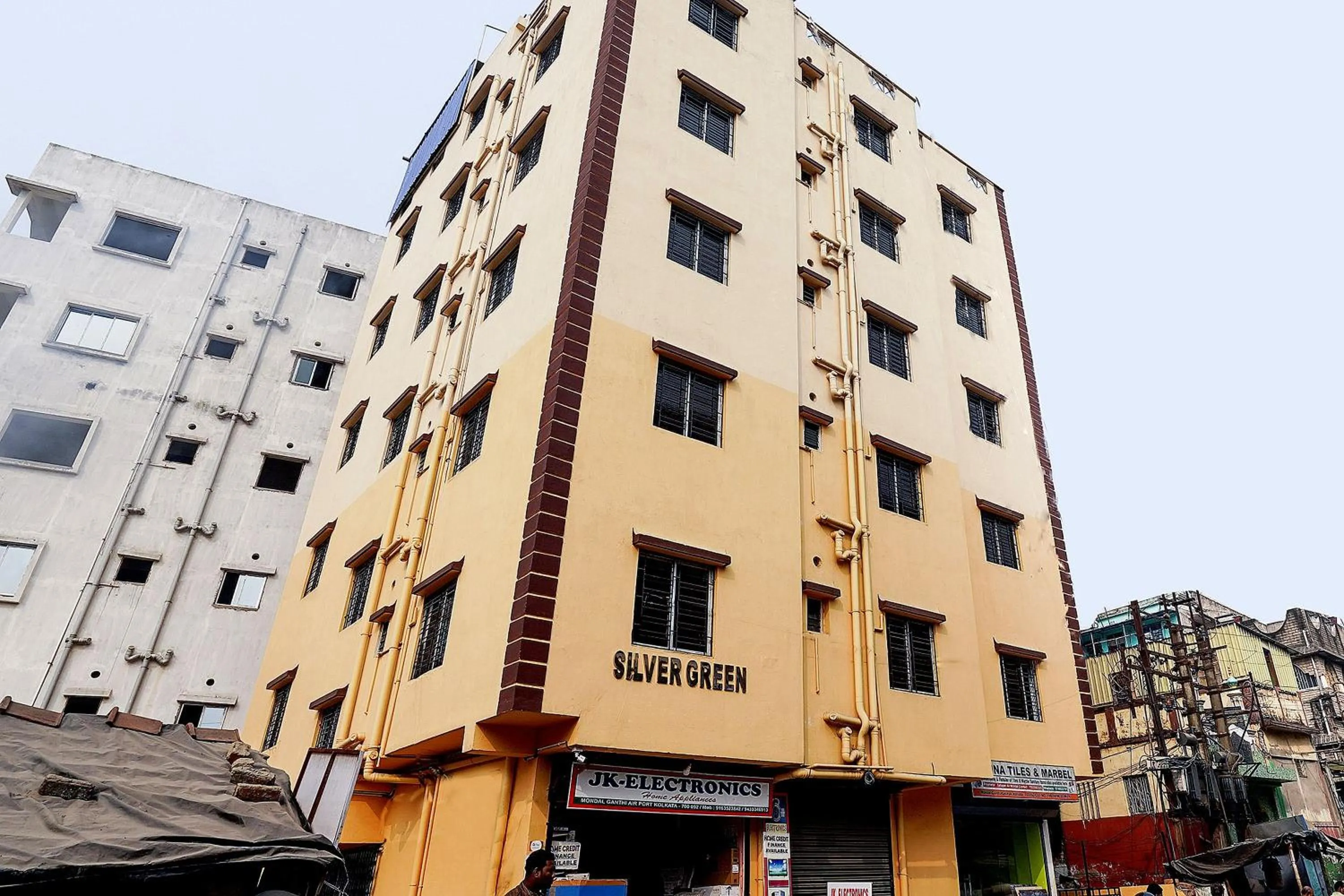 Facade/entrance in SPOT ON Silver Green