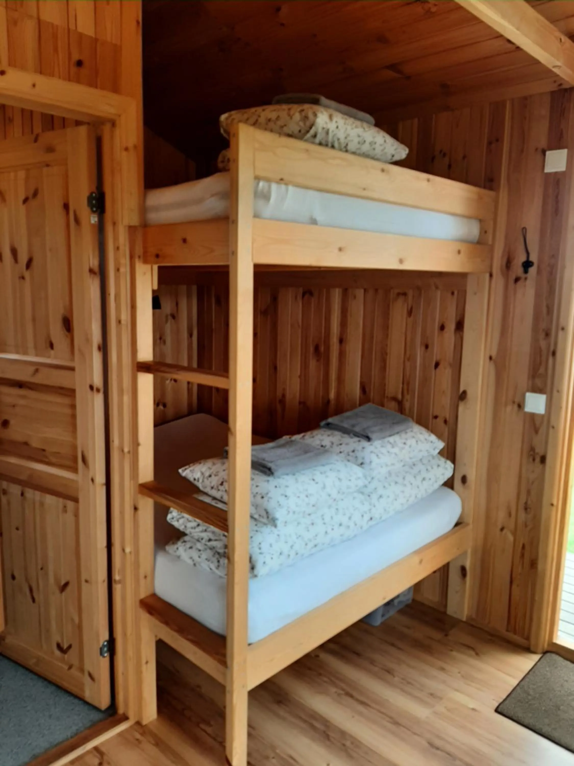 bunk bed, Bed in Lambhus Glacier View Cabins