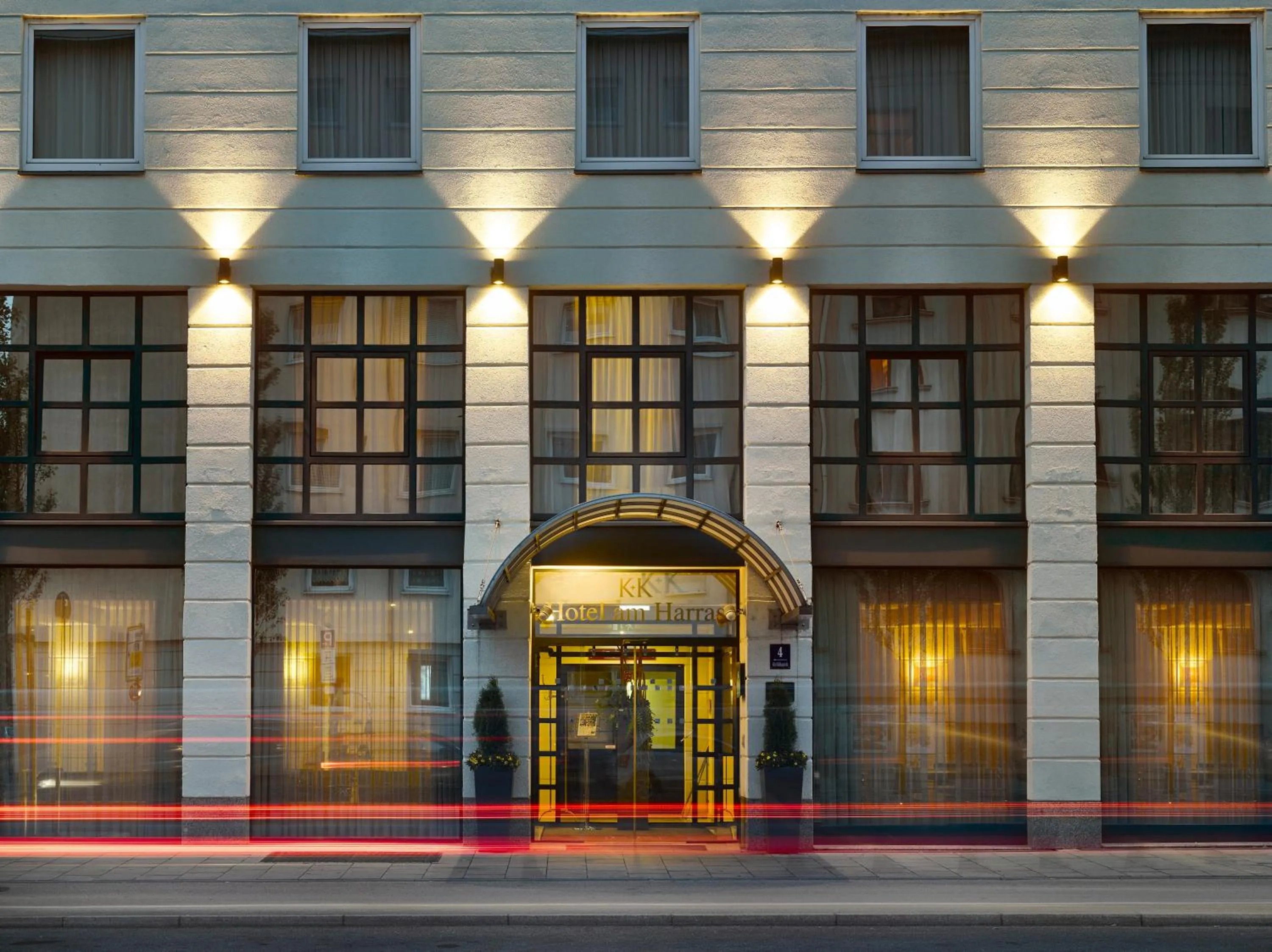 Facade/entrance in K+K Hotel am Harras