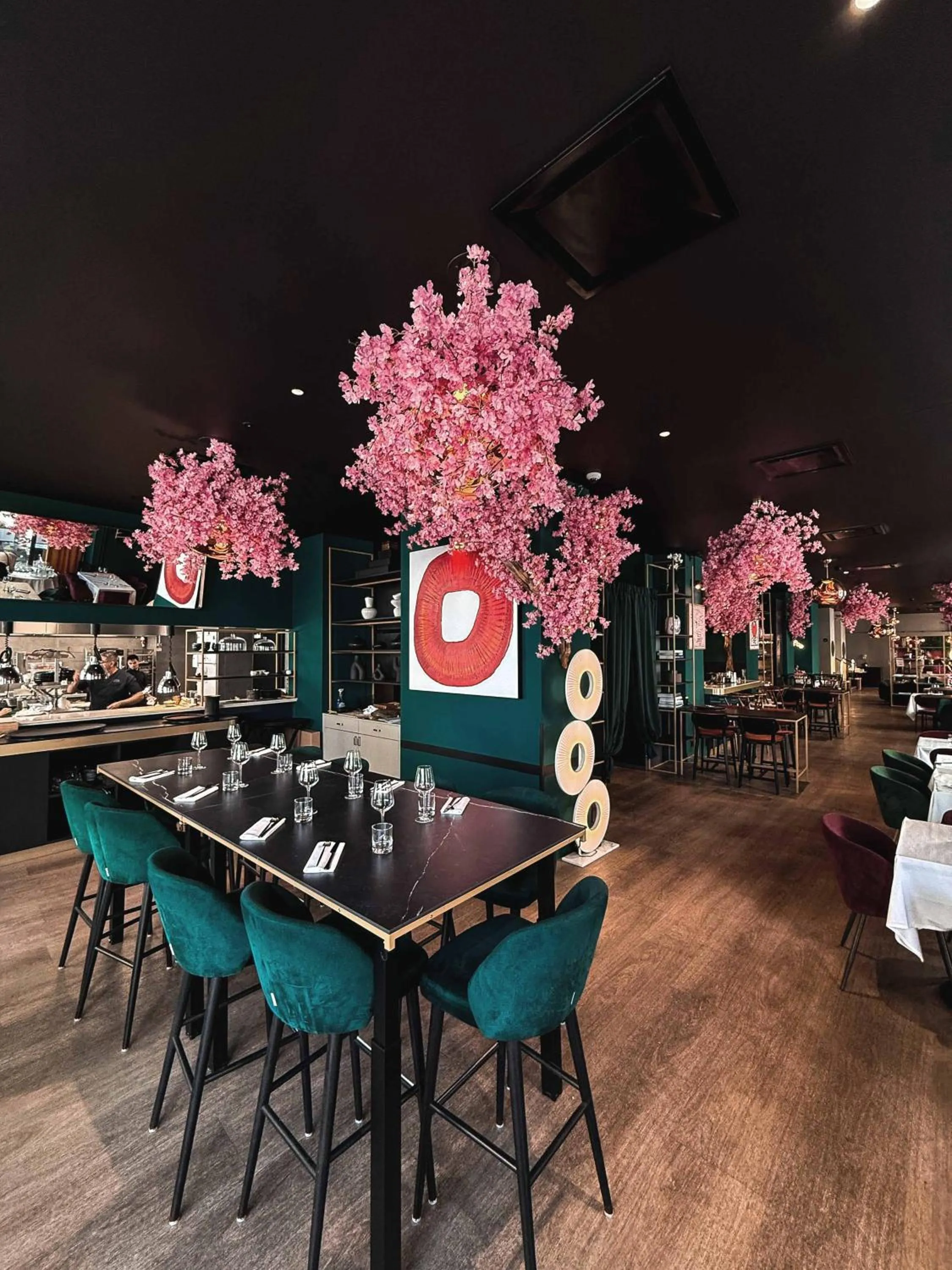 Restaurant/places to eat in Marmont Hotel