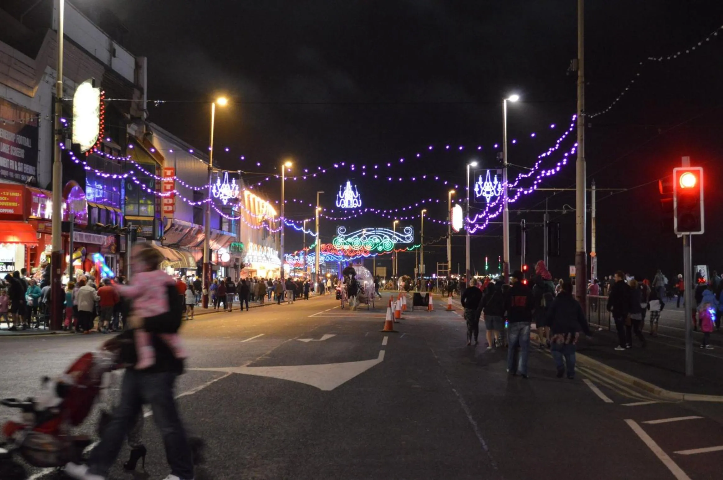 Evening entertainment in The Aspire