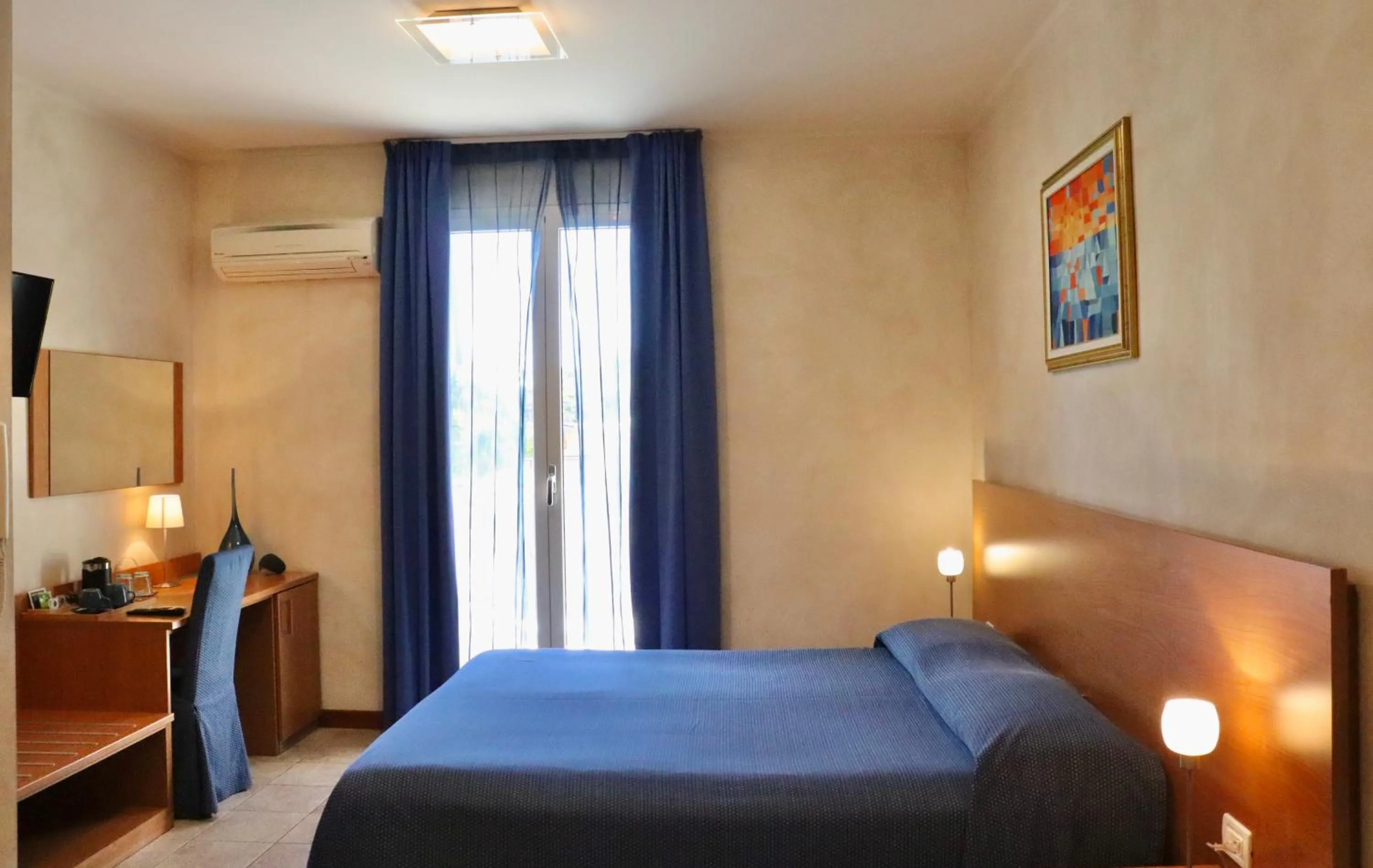 Bedroom, Bed in Acqua di Mare