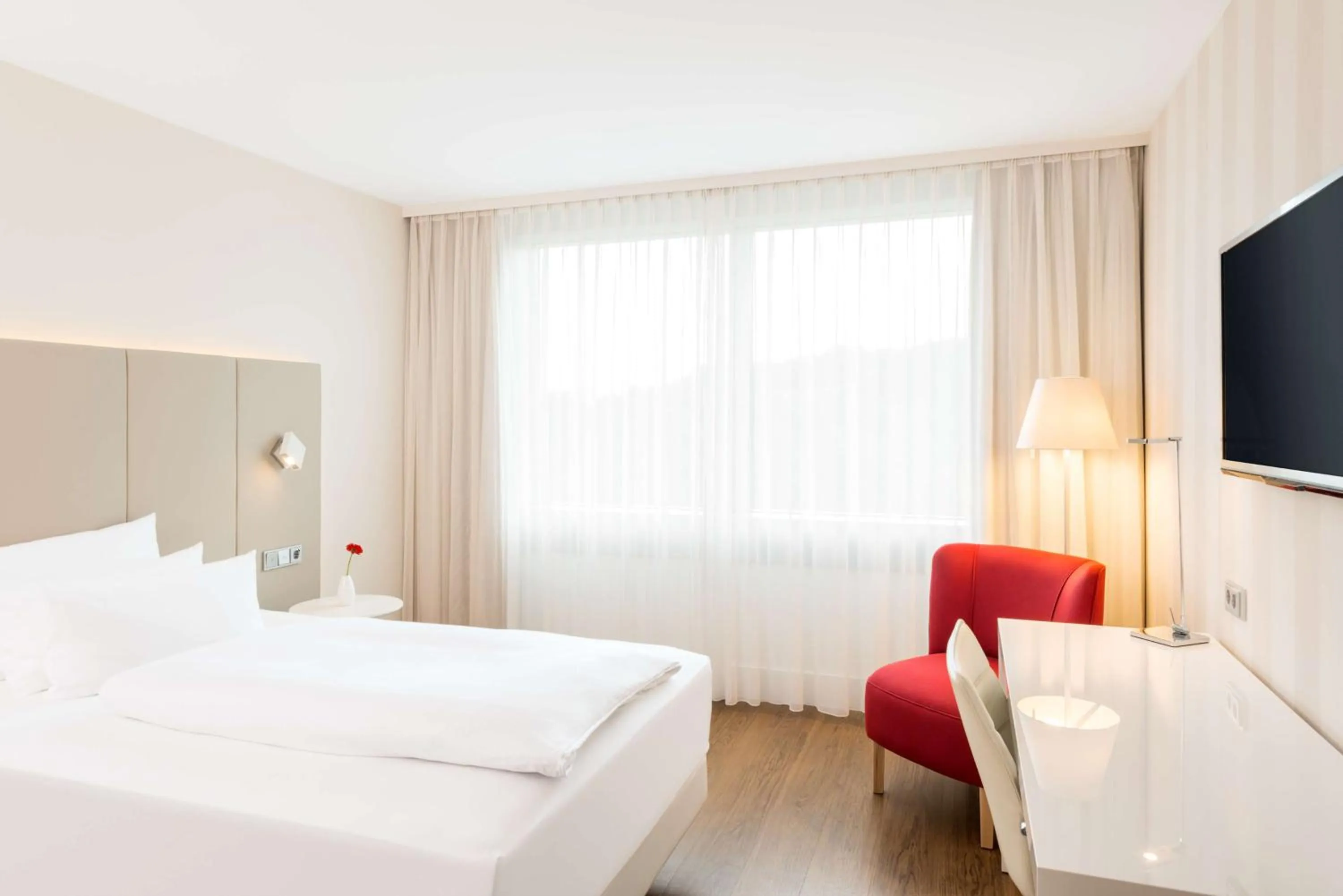 Bedroom, Bed in NH Collection Köln Mediapark