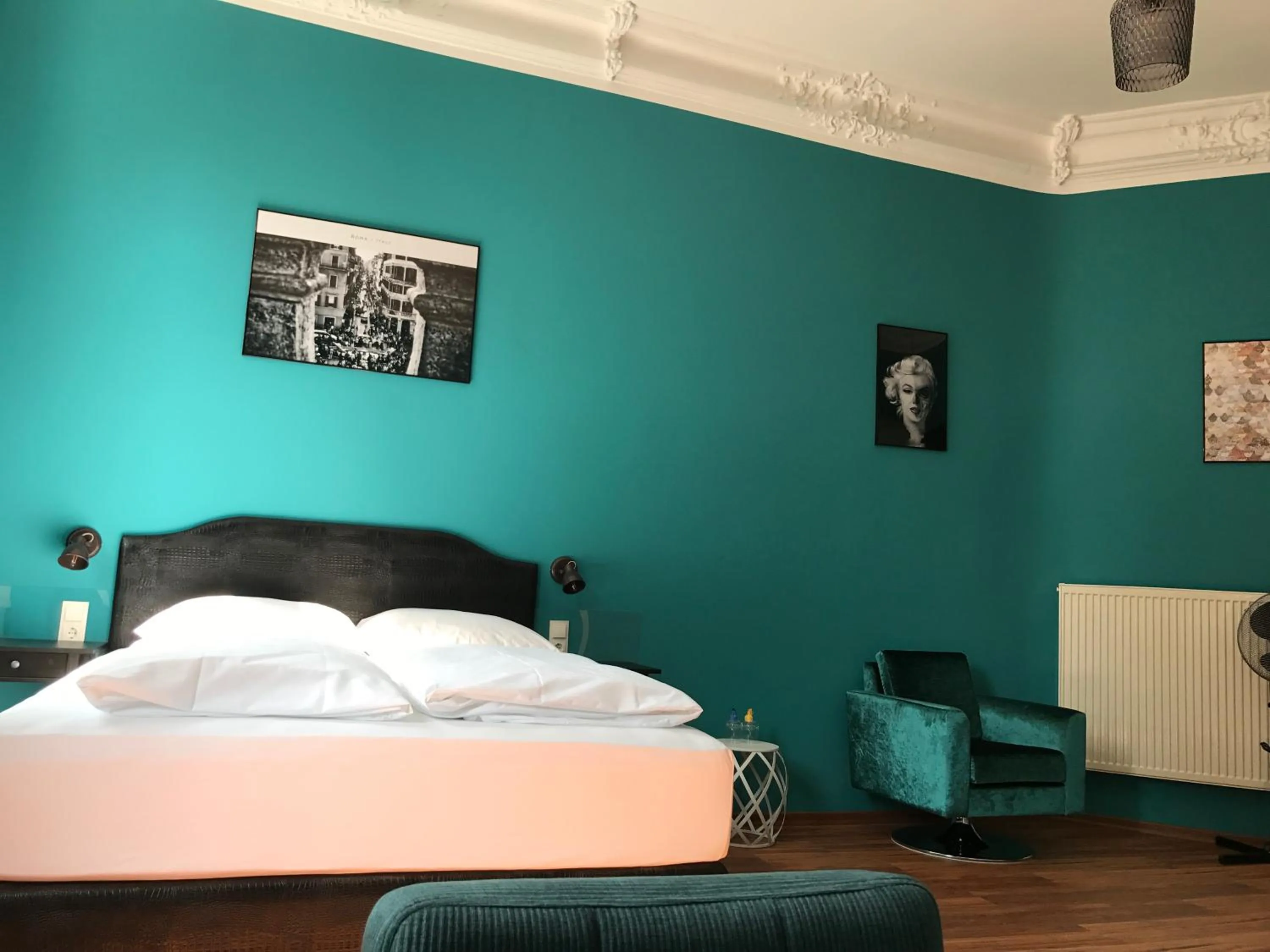 Bed in SmartHotel Mystique Self check-in