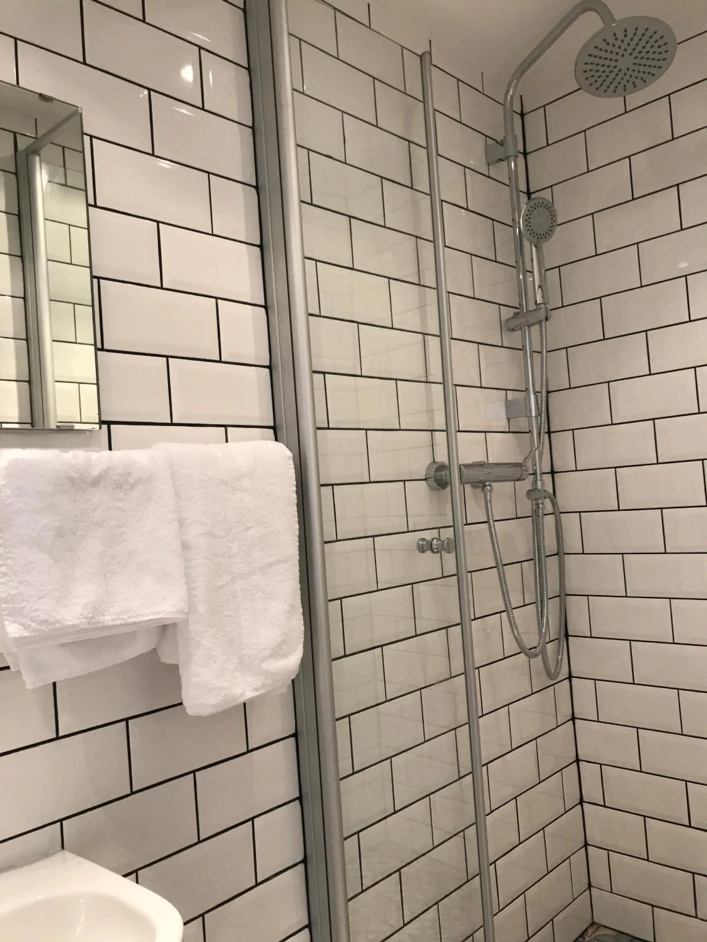 Bathroom in SmartHotel Mystique Self check-in