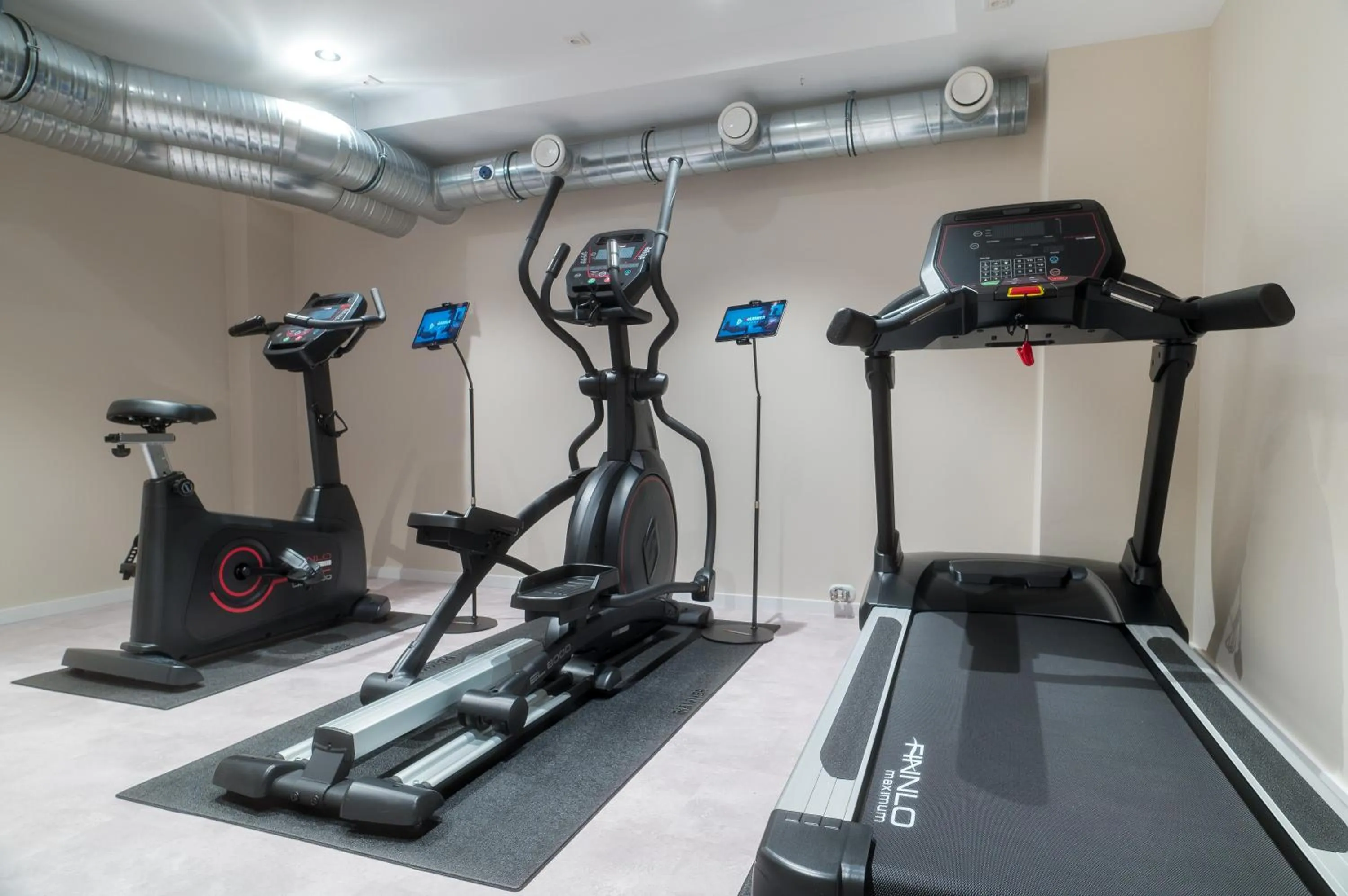 Fitness centre/facilities in Hotel Esplanade Dortmund