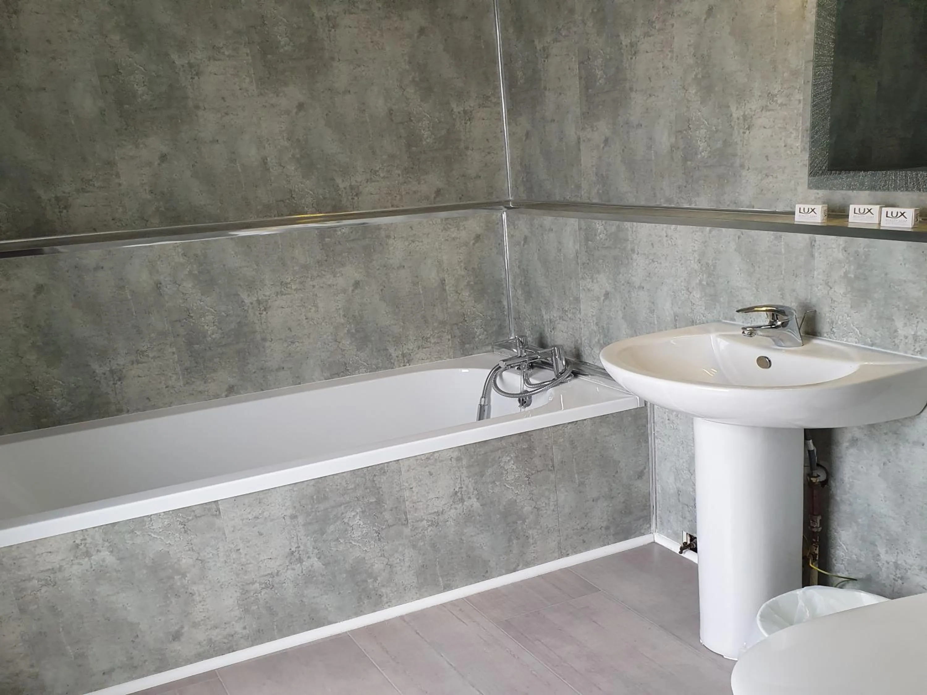 South Beach Kings Promenade Hotel