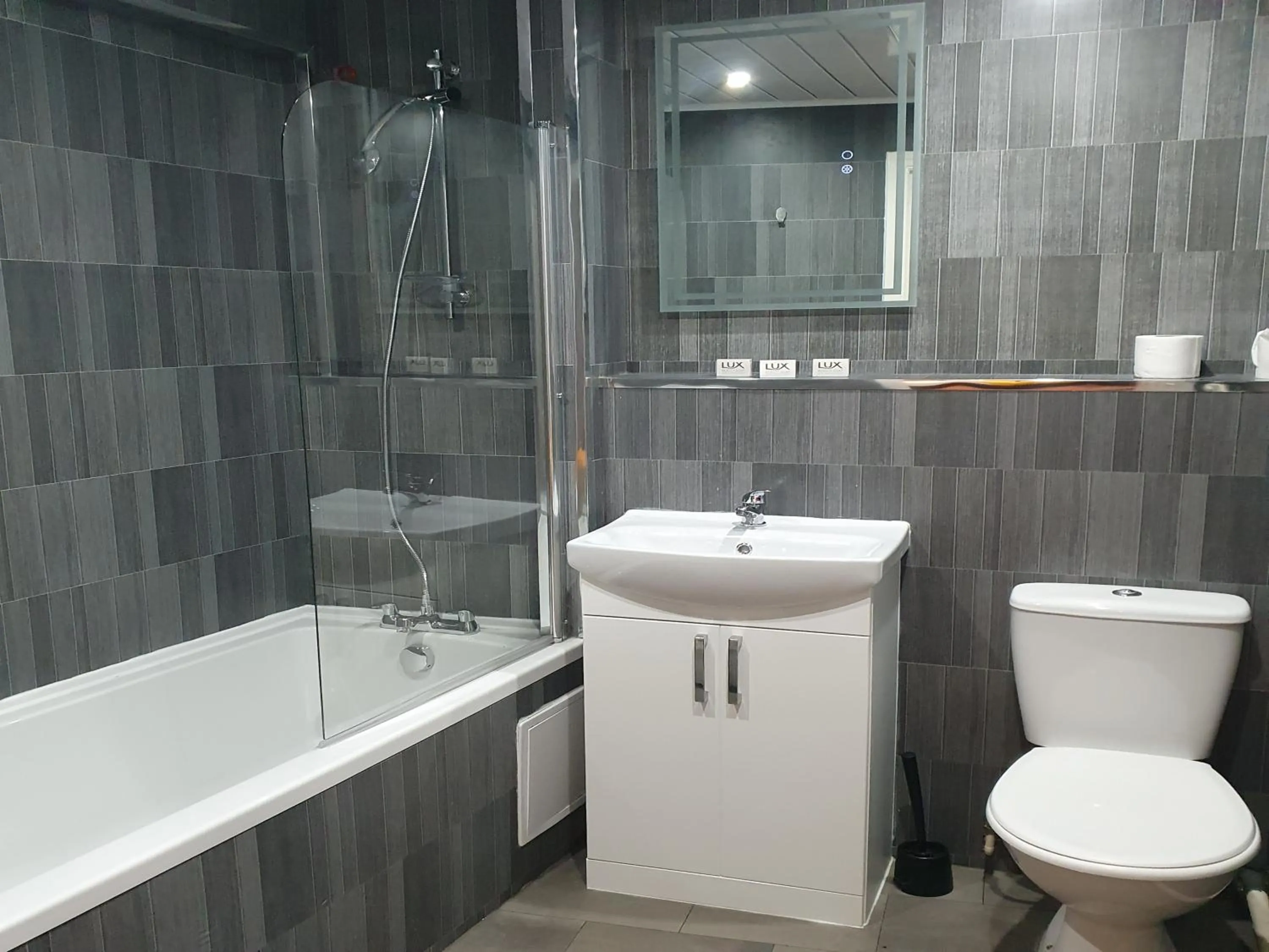 South Beach Kings Promenade Hotel