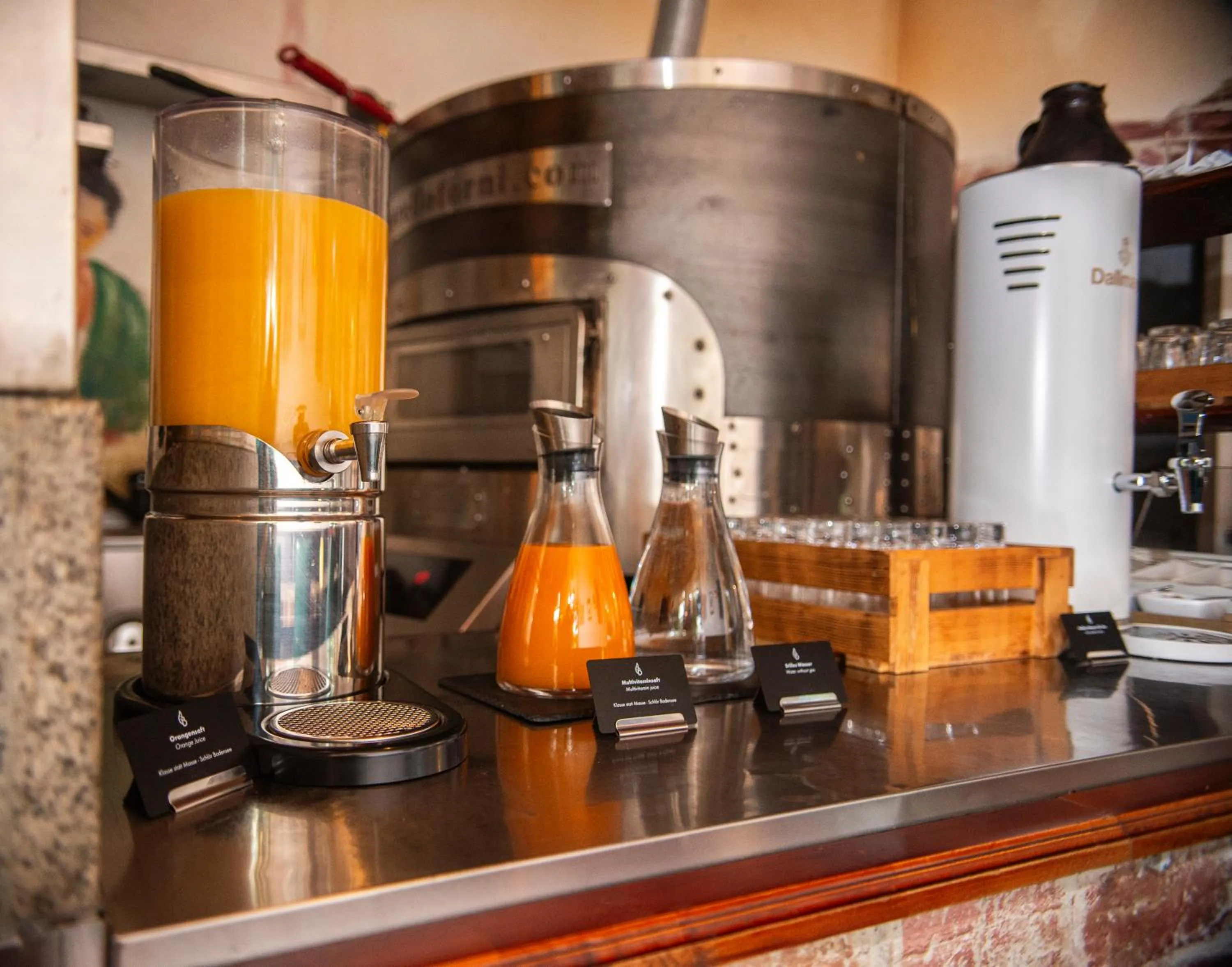 Breakfast in Hotel Perlach Allee by Blattl