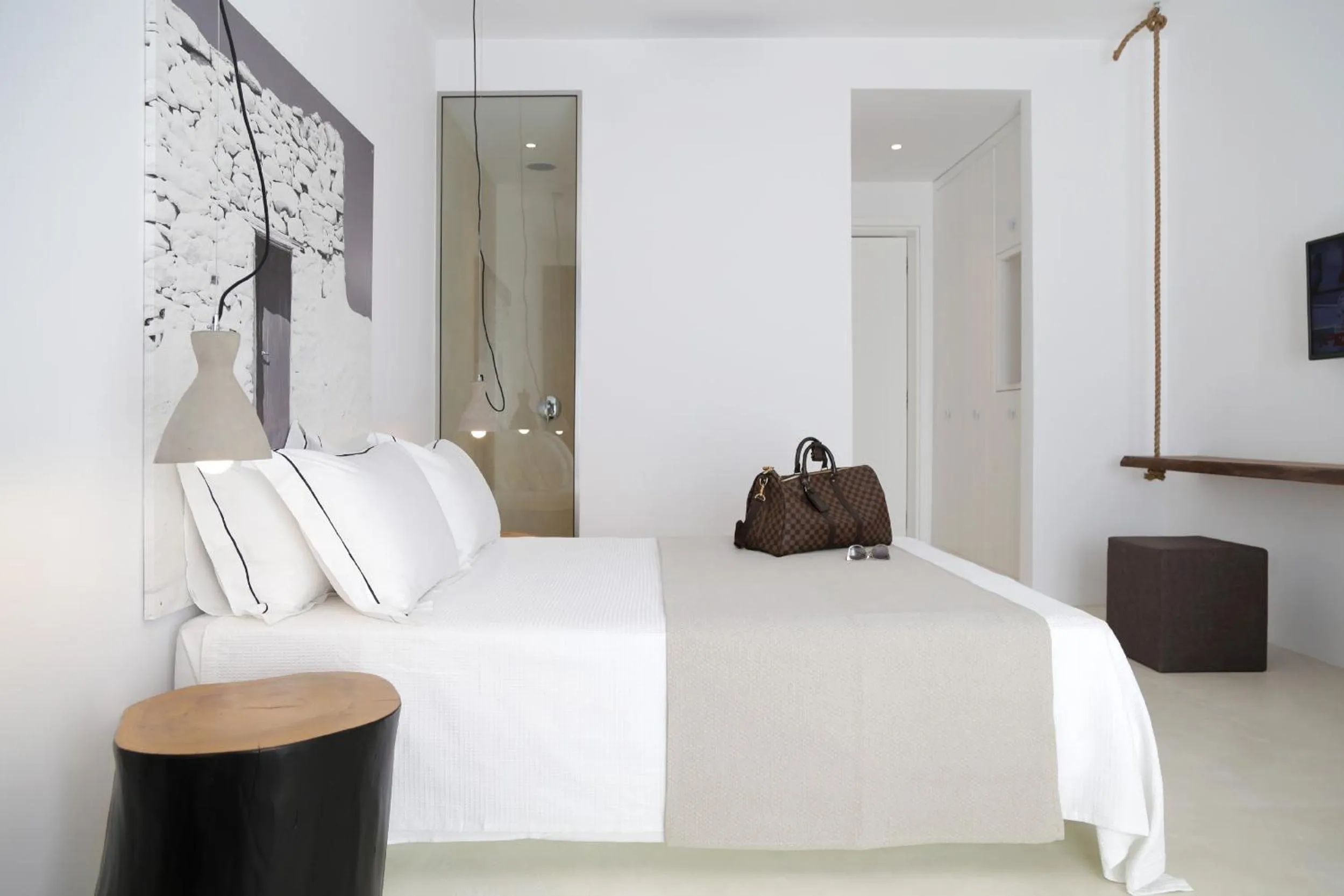 Bed in Livin Mykonos Hotel - Adults Only