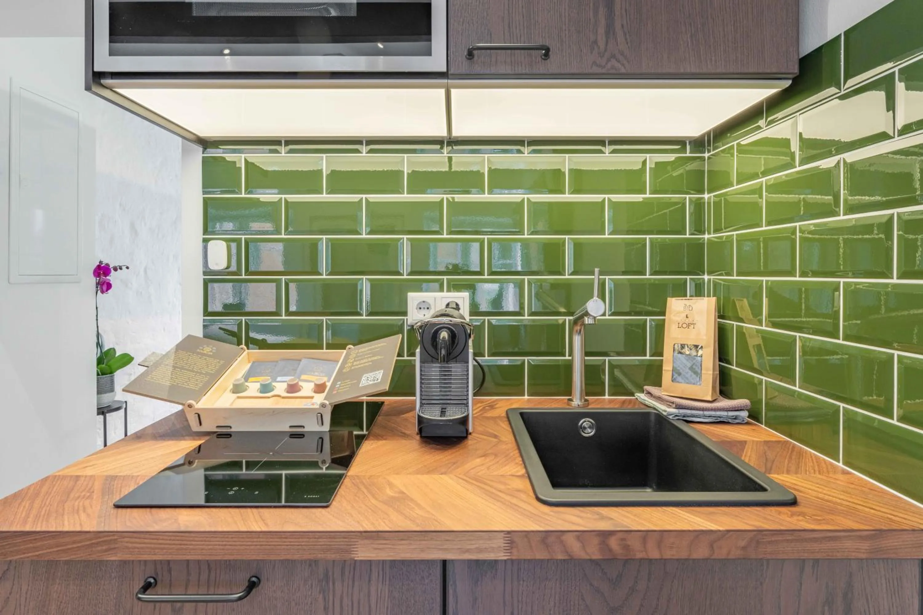 Coffee/tea facilities in LÜTTES LOFT Boutique Hotel