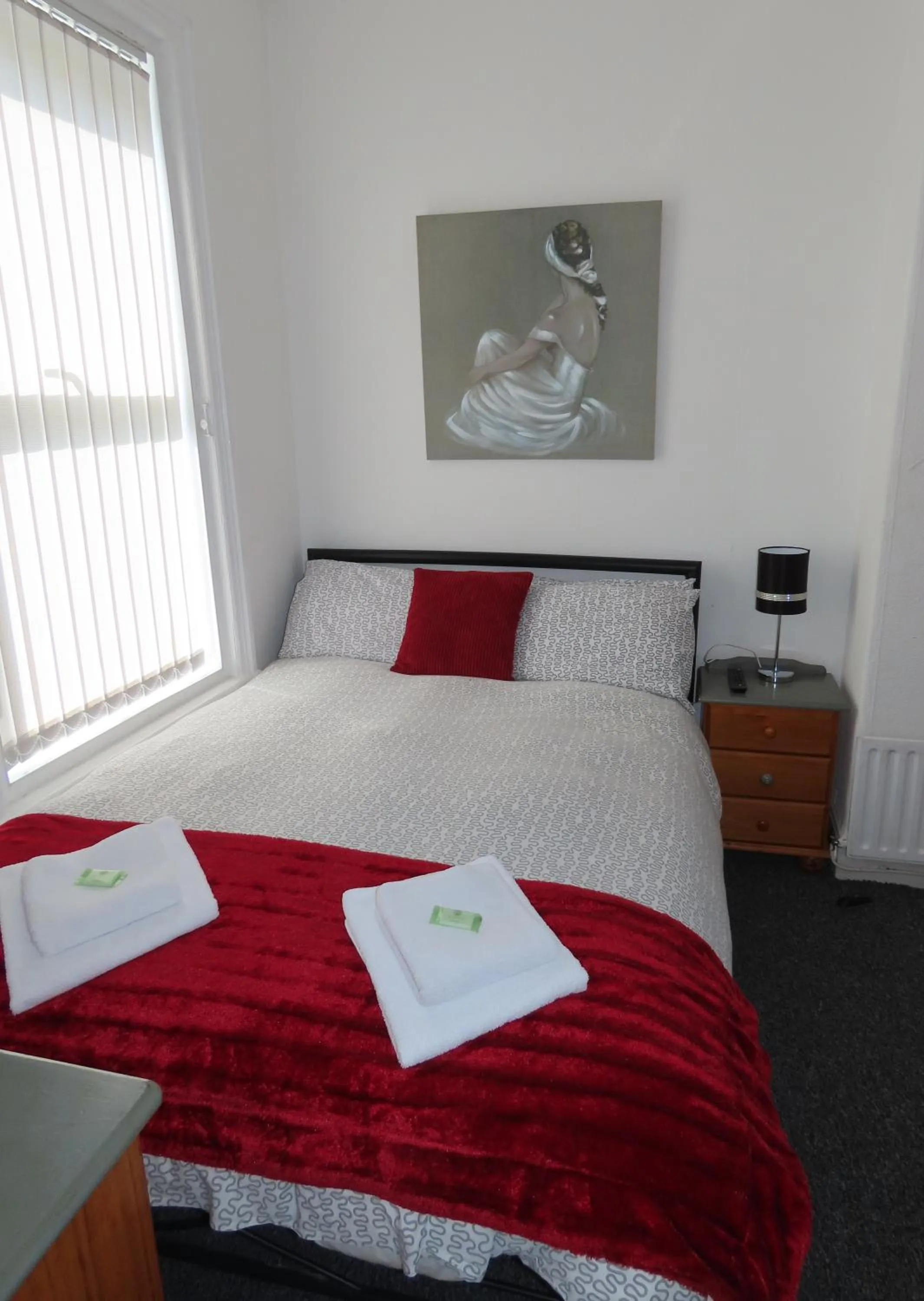 Bed in Willin House Hotel