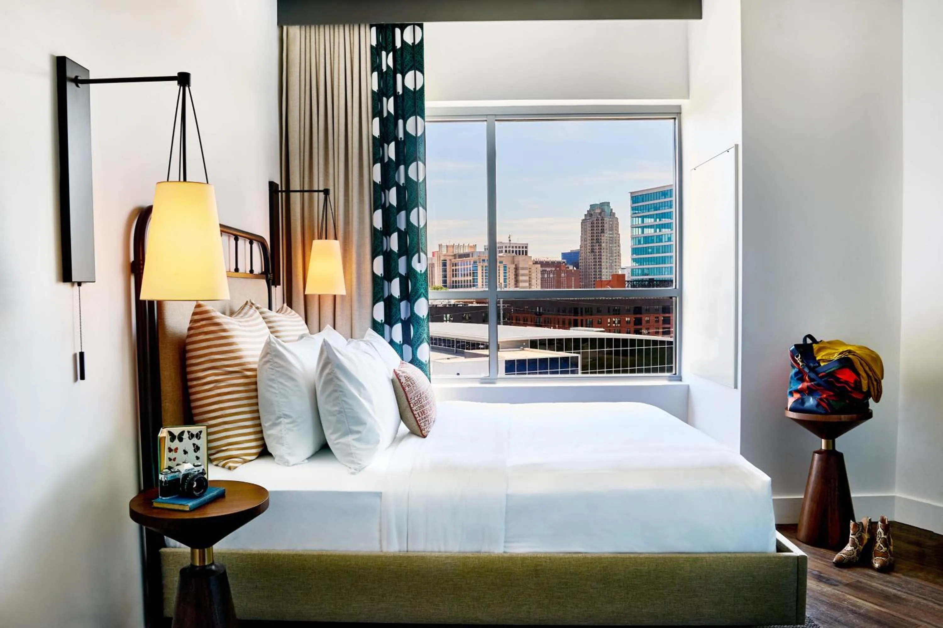 Bedroom, Bed in The Casso, Raleigh, a Tribute Portfolio Hotel