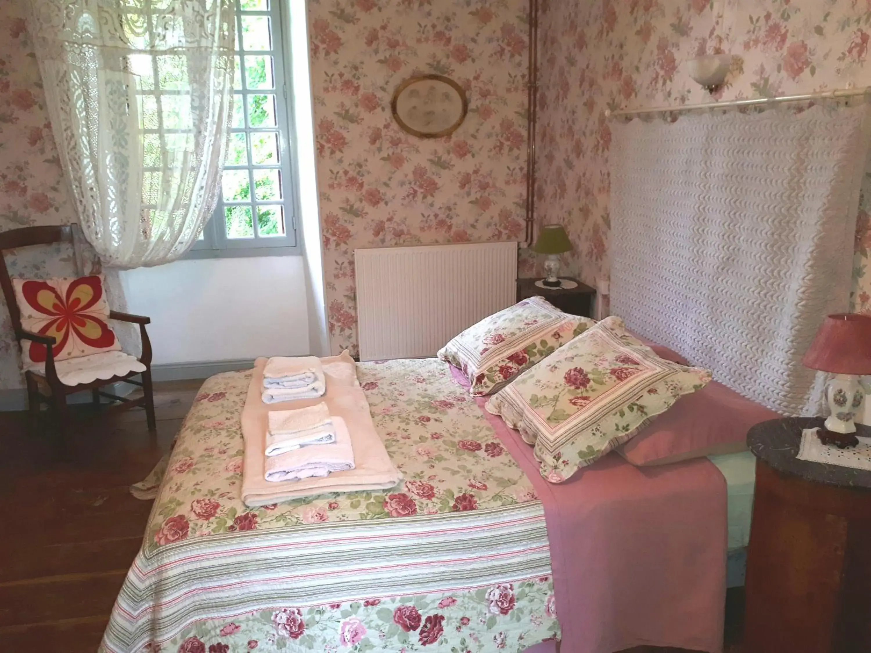 Family Suite (2 Adults + 2 Children) in La Cure du Maine Charles Family Suite (2 Adults + 2 Children) in La Cure du Maine Charles