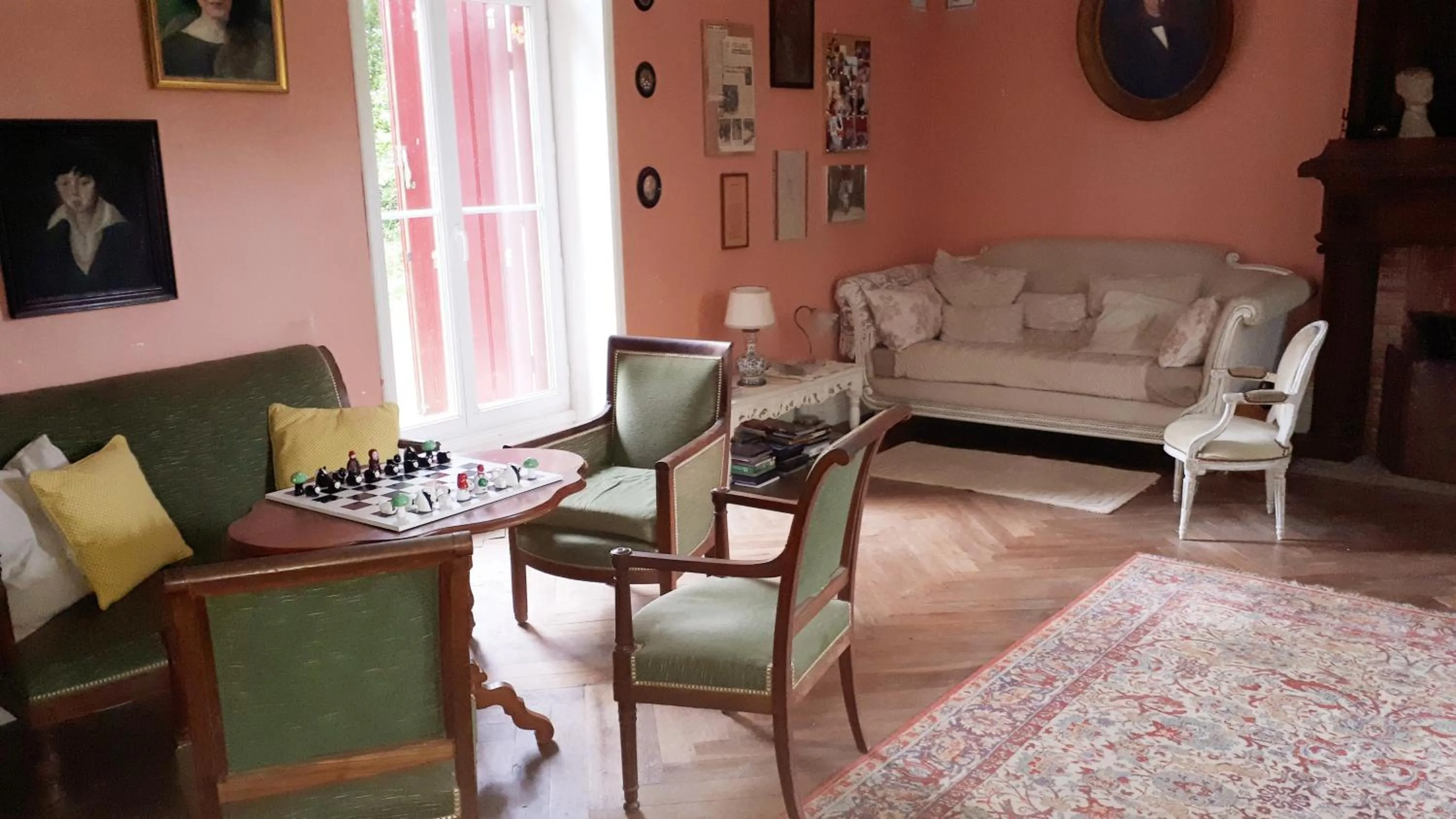 Living room in La Cure du Maine Charles