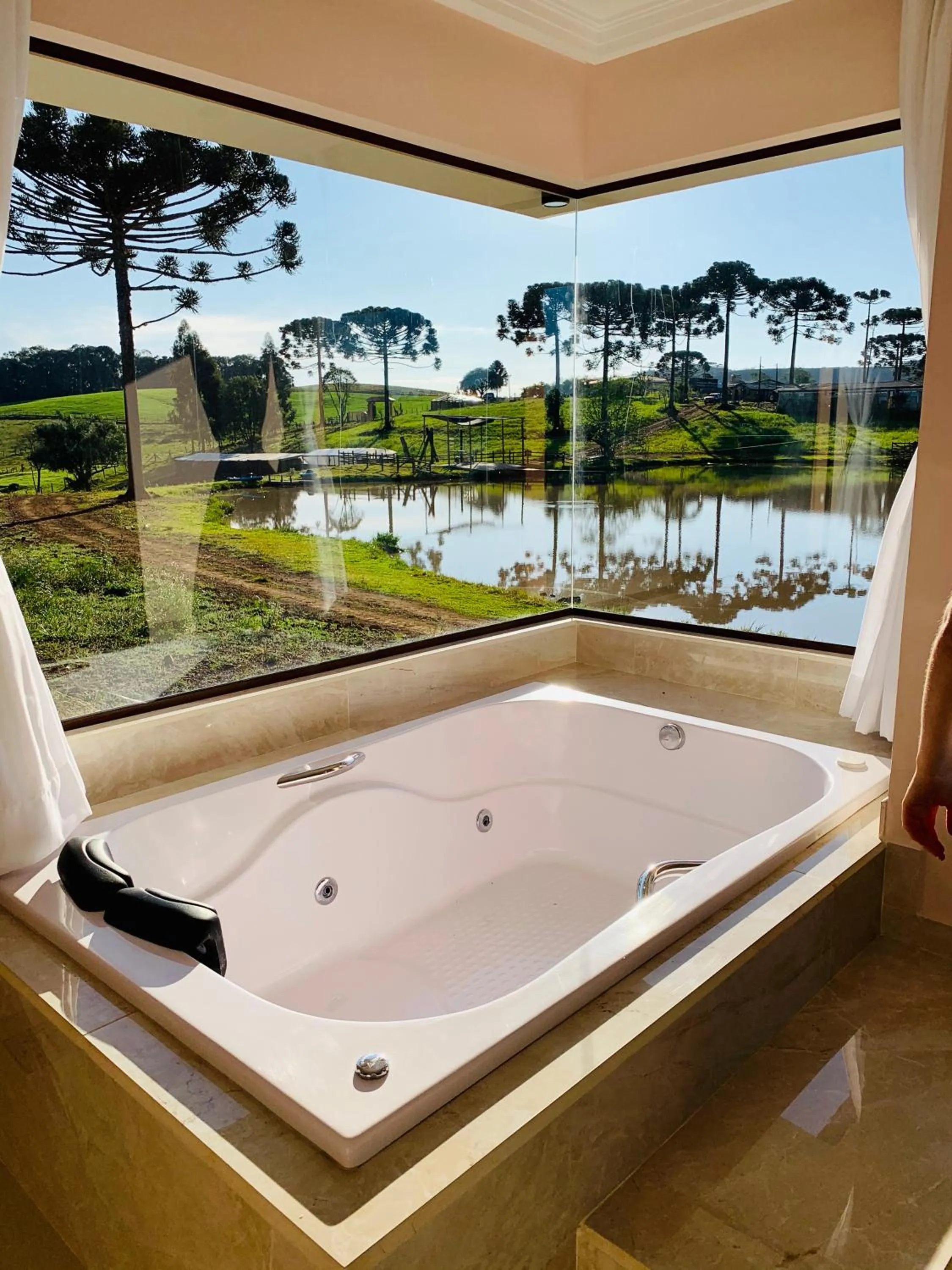 Hot Tub in Hope Valley Adventure Resort