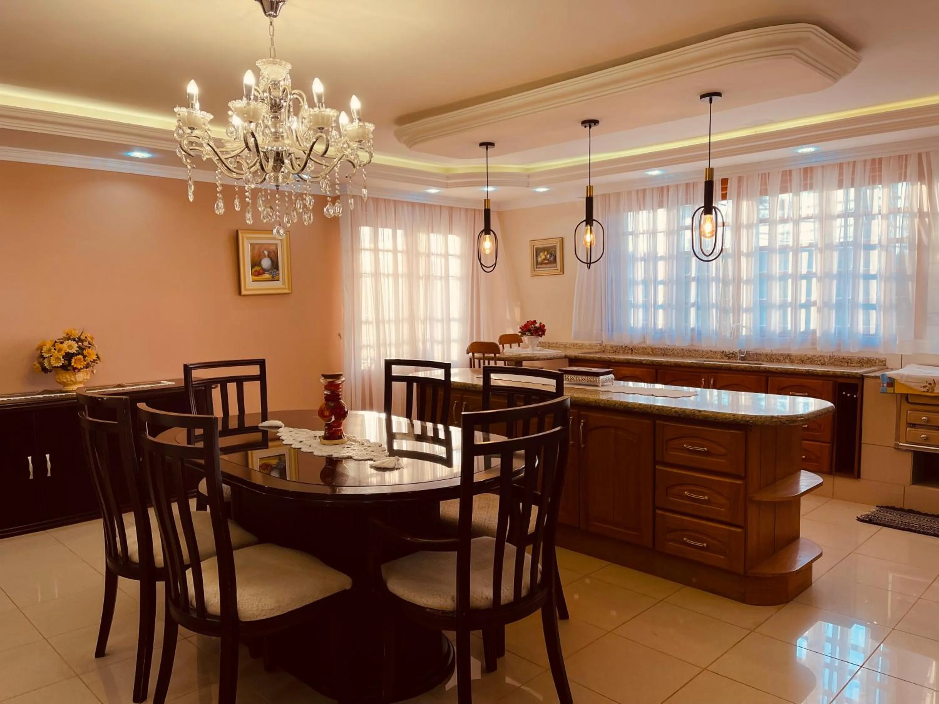 Communal kitchen in Hope Valley Adventure Resort