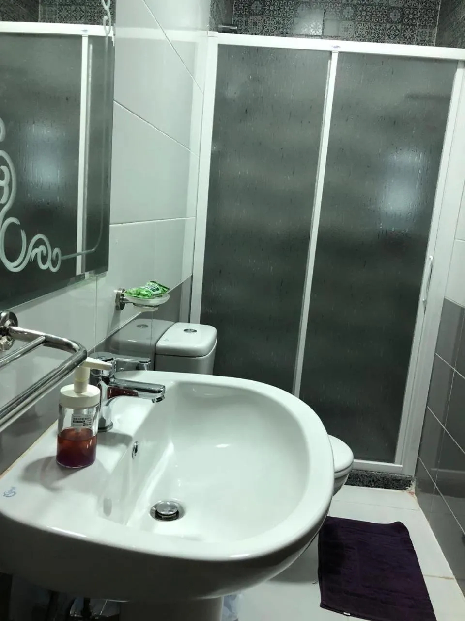 Bathroom in columbia sky city hotel