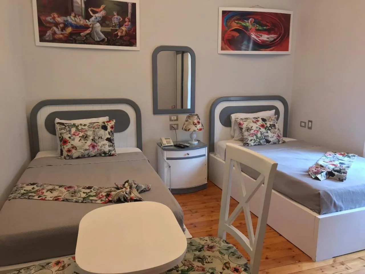 Dining area in columbia sky city hotel