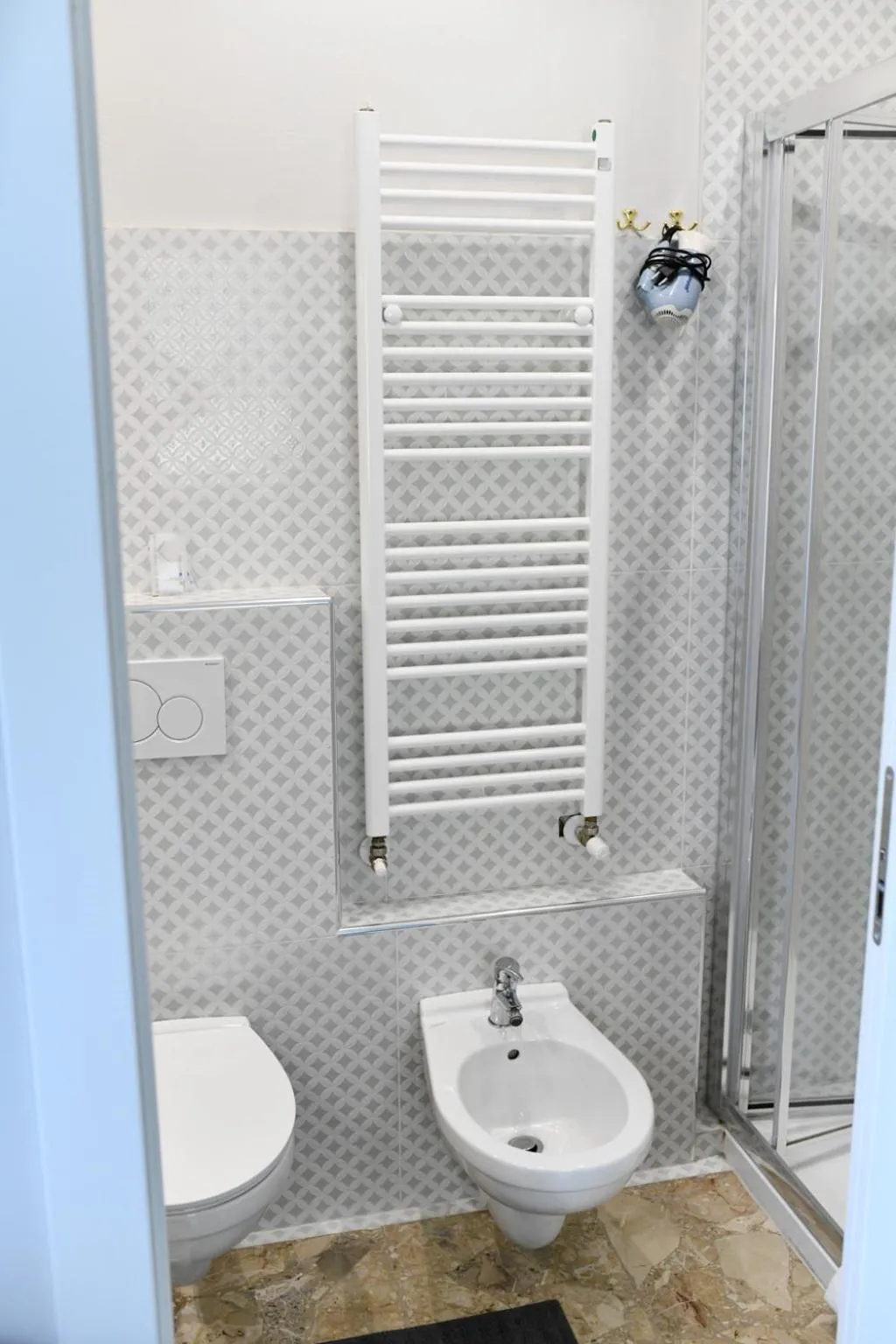 Decorative detail in B&B Porta Romana-Language And Art