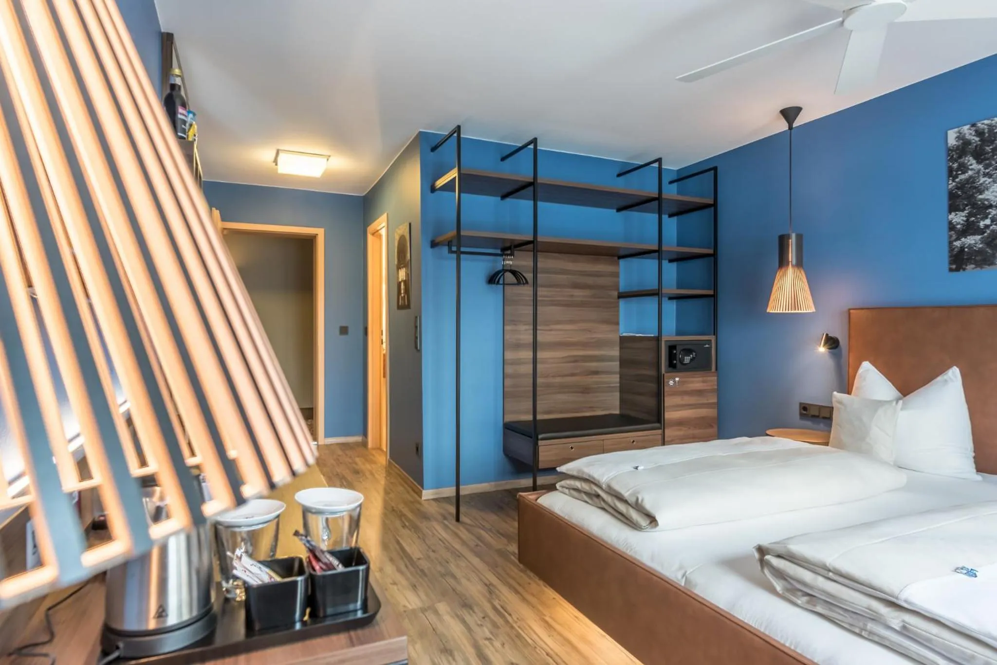 Coffee/tea facilities, Bed in Bavaria Boutique Hotel