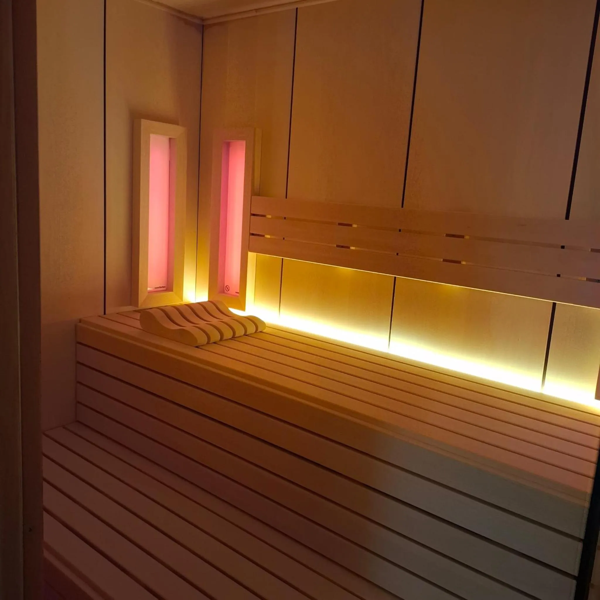 Sauna in Pensiunea Warthe Bed & Breakfast