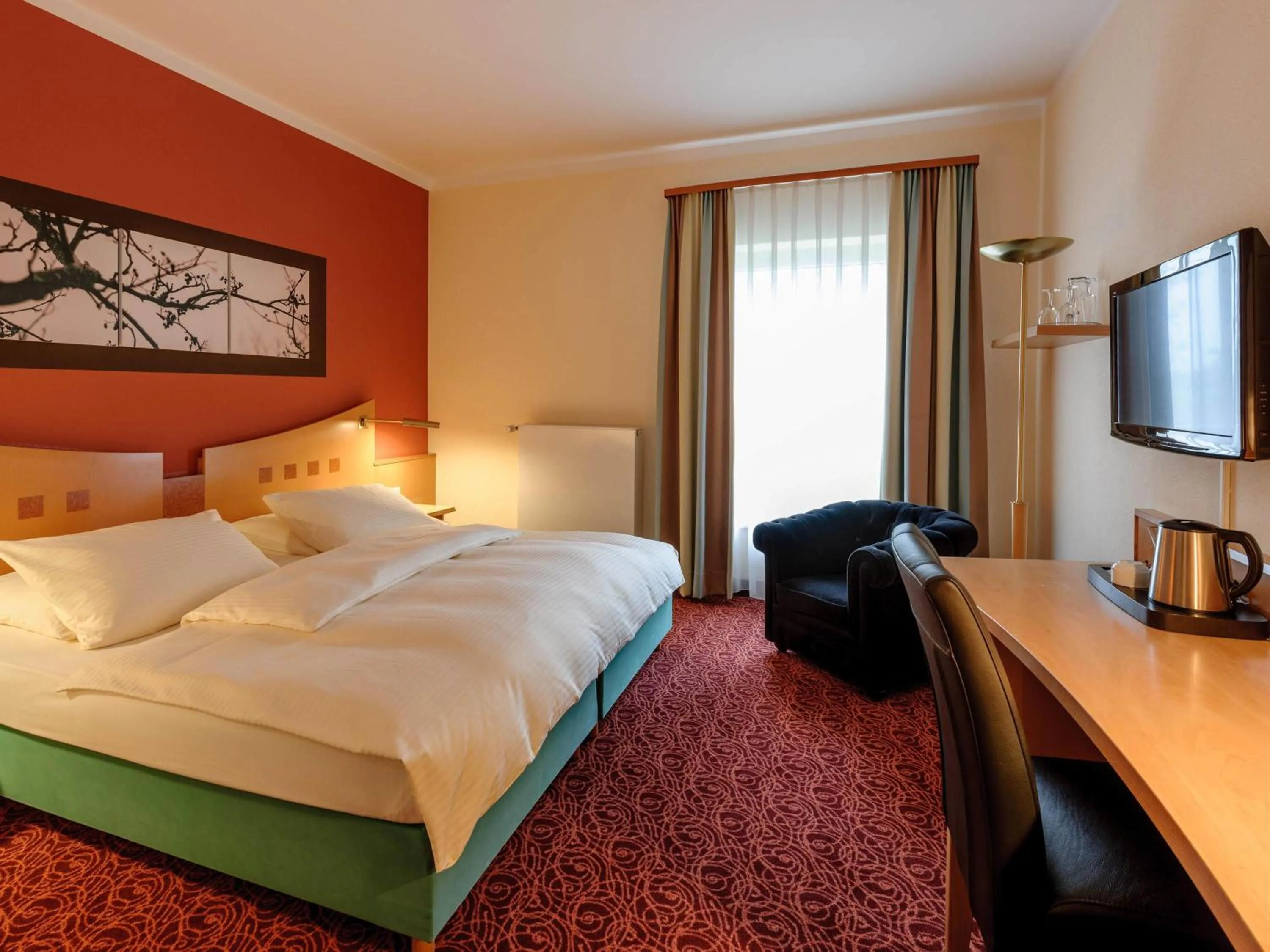 Bedroom, Bed in Mercure Hotel Ingolstadt