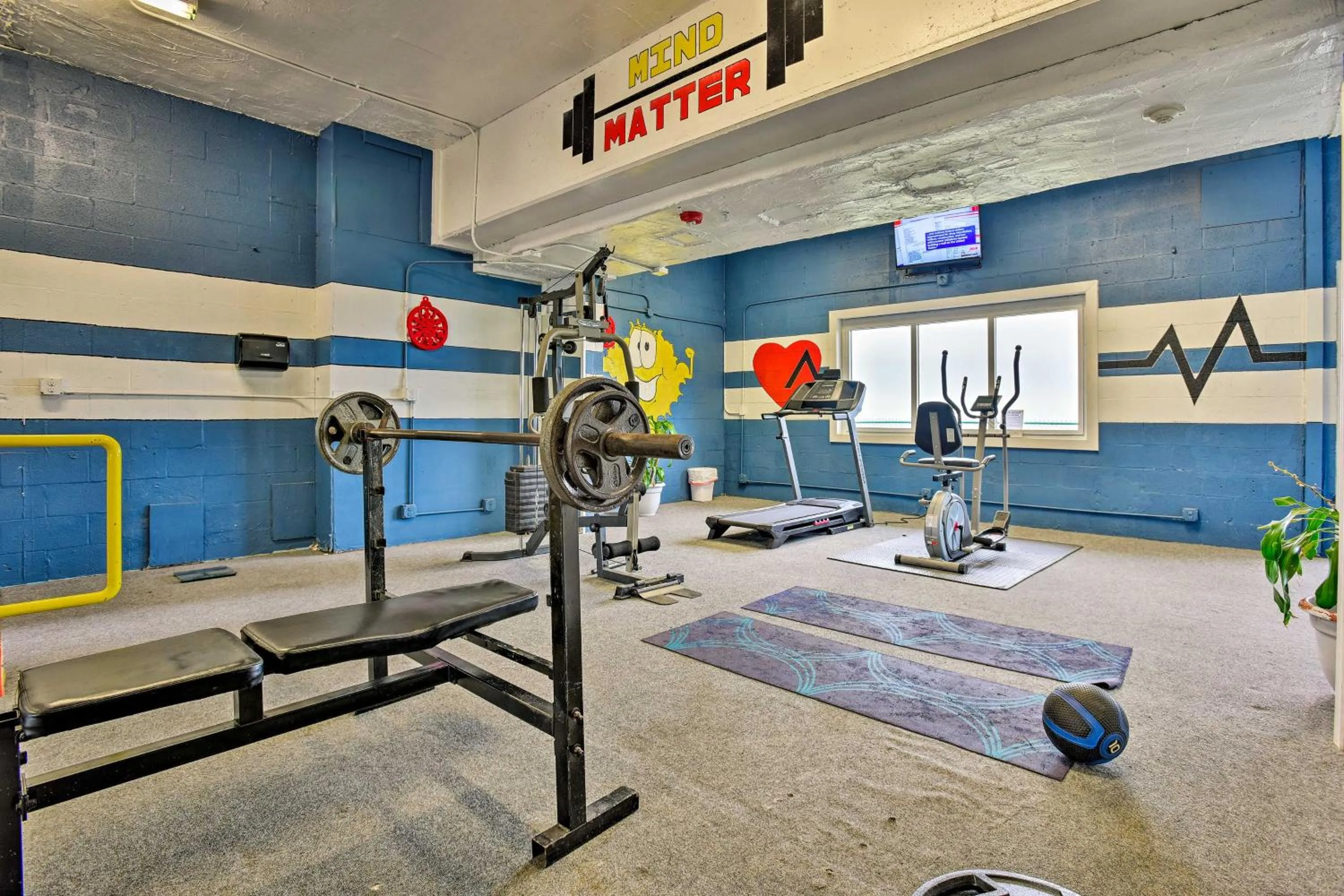 Corpus Christi Beachfront Condo with Pool Access!