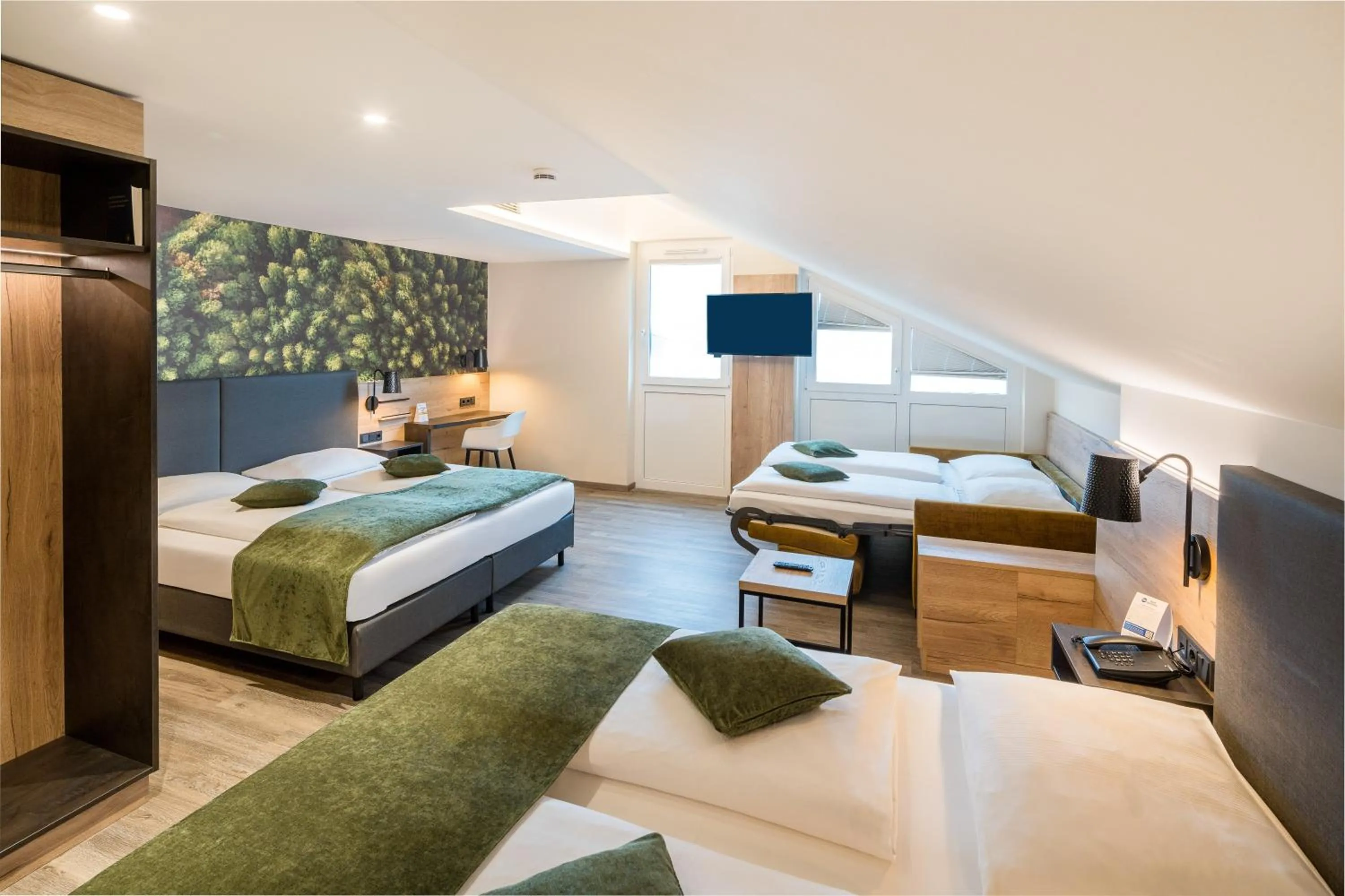 Photo of the whole room, Bed in Best Western Hotel München Airport